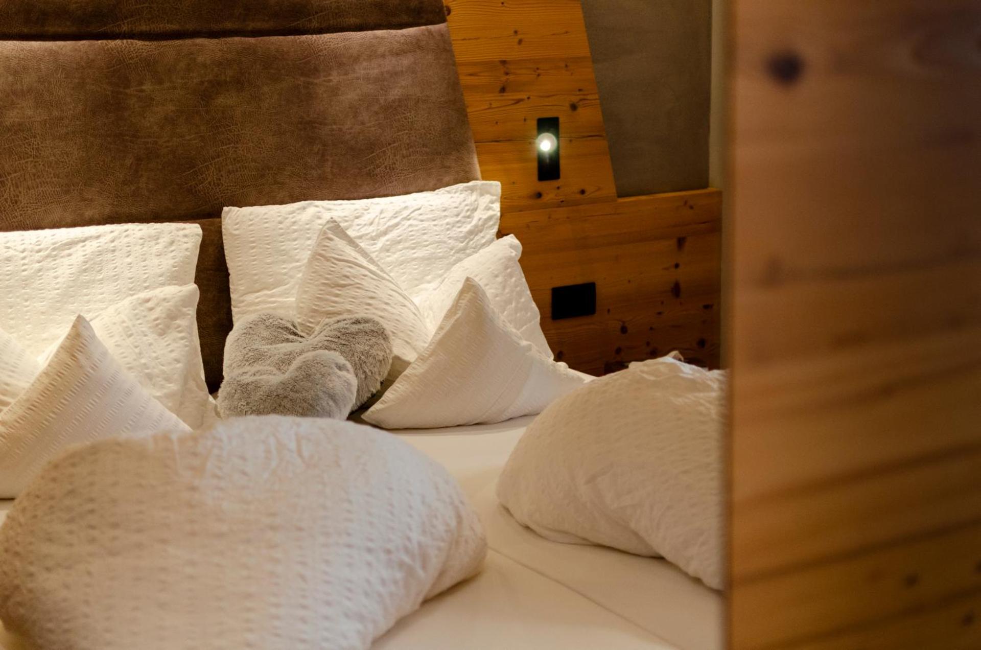Hotel Faloria - Photo 33