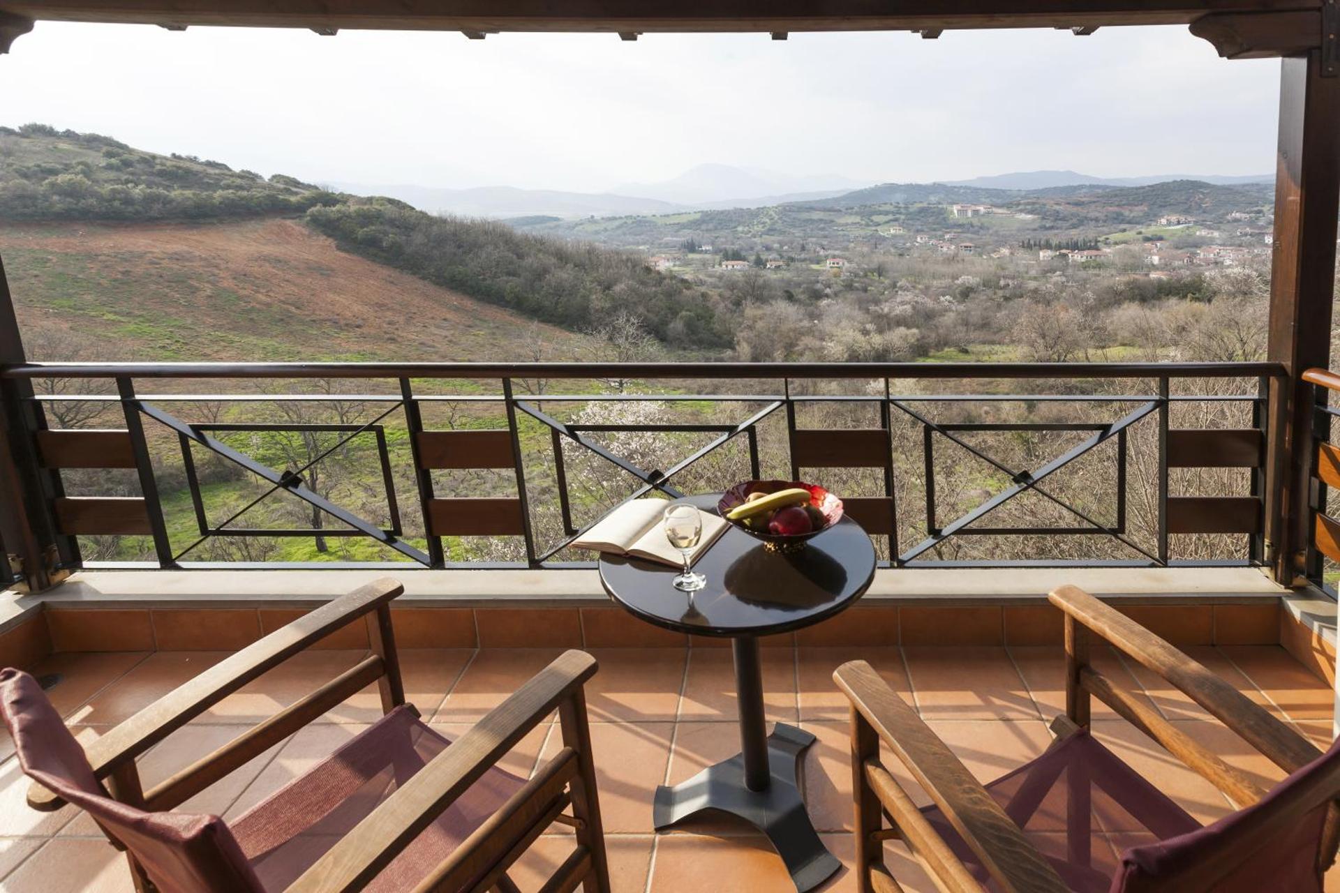 Dellas Boutique Hotel - Photo 38