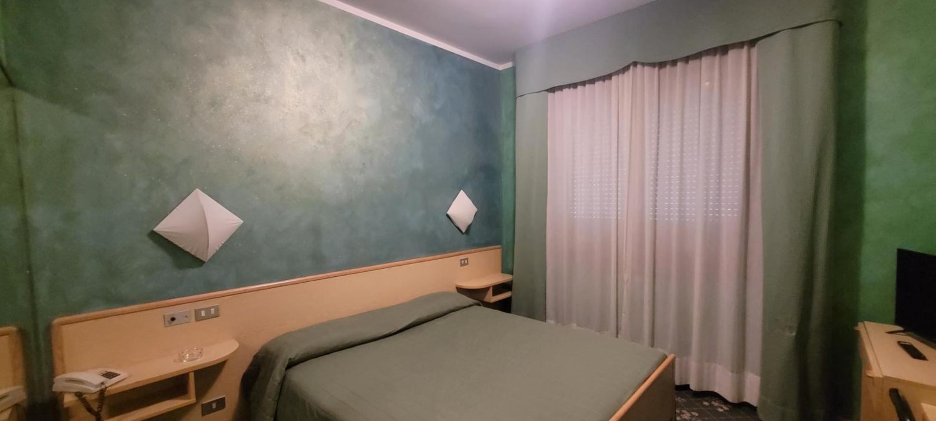 HOTEL PARADISO - Photo 14