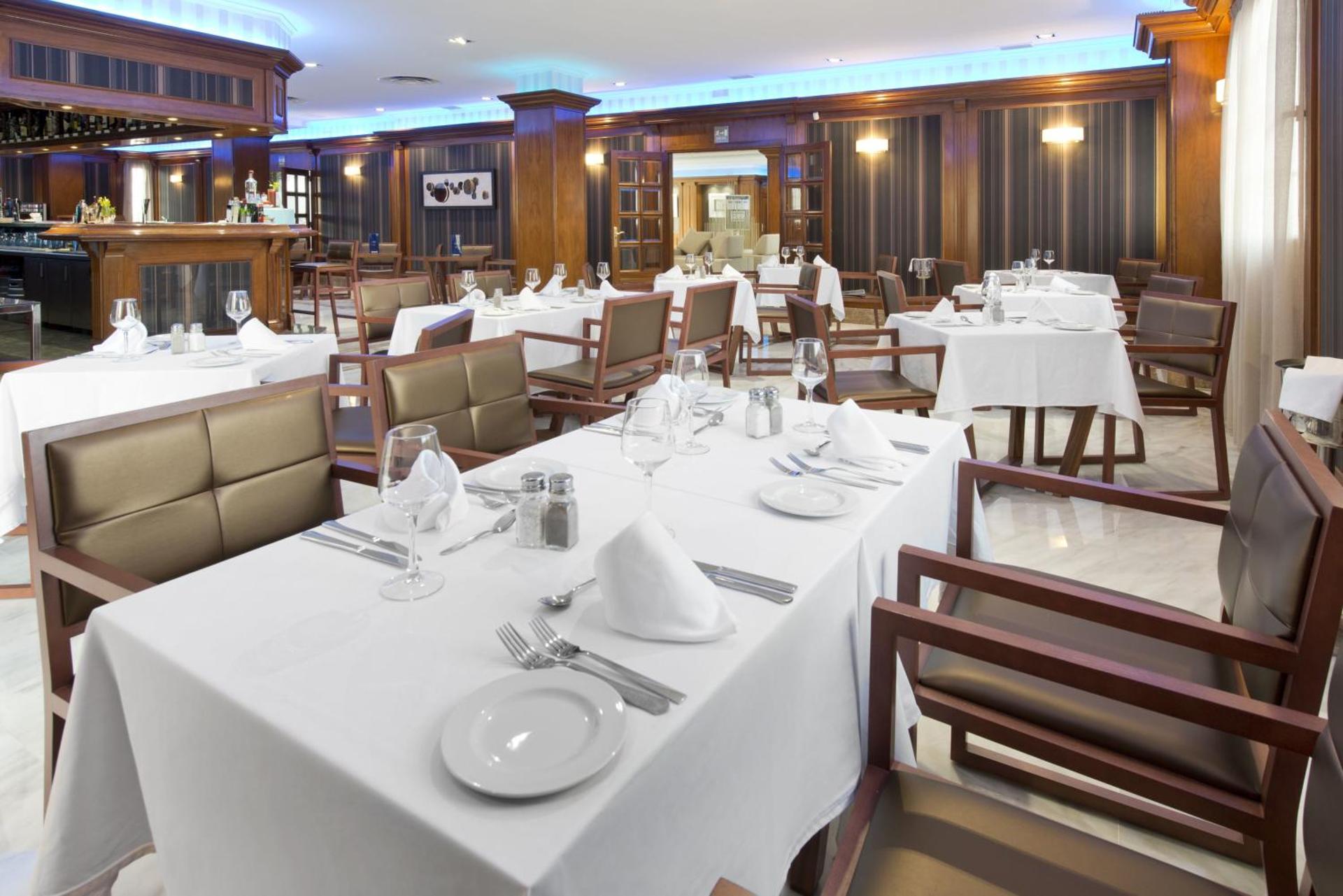 Elba Motril Beach & Business Hotel - Photo 3