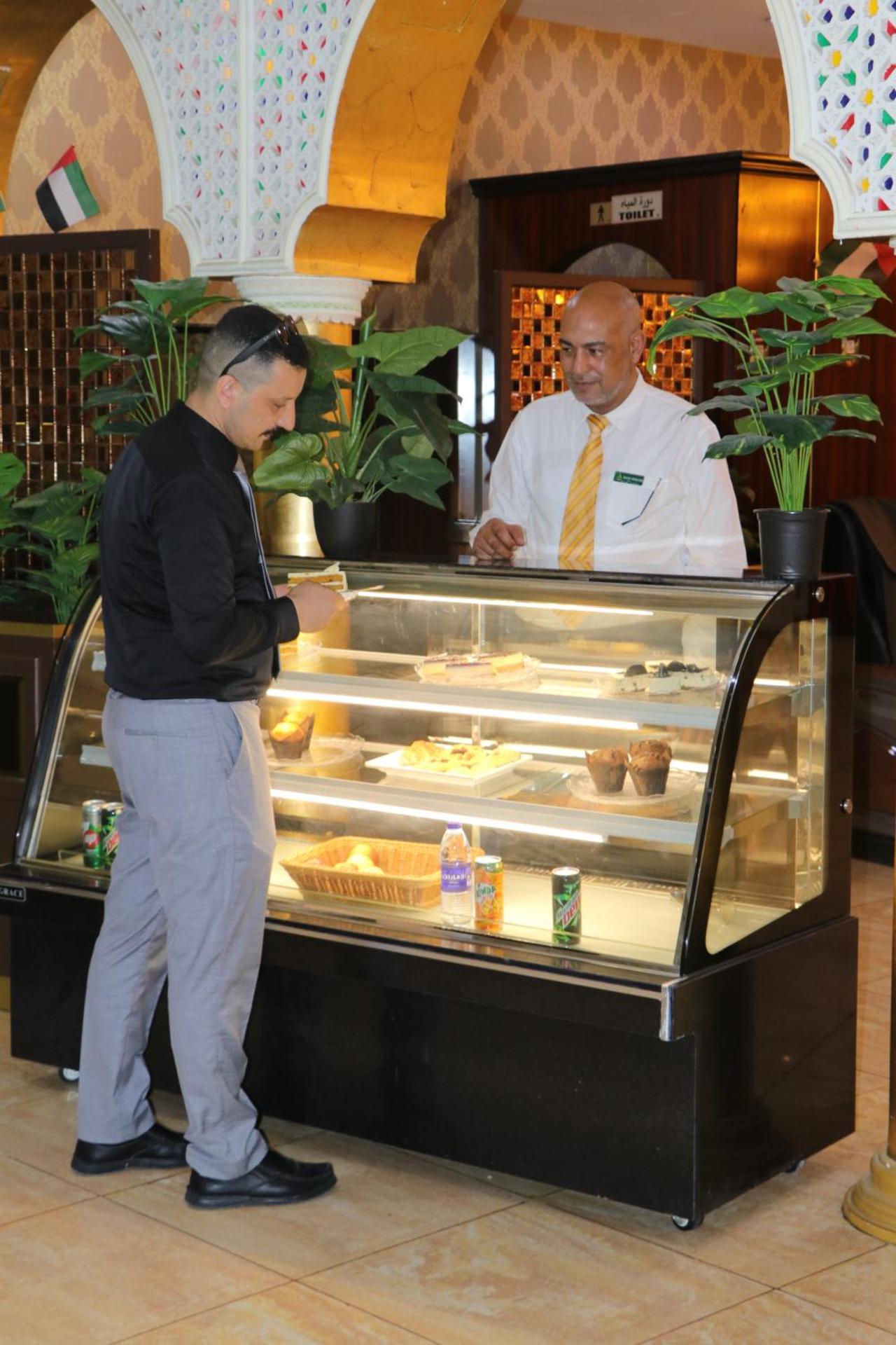 Sharjah International Airport Hotel - Photo 47