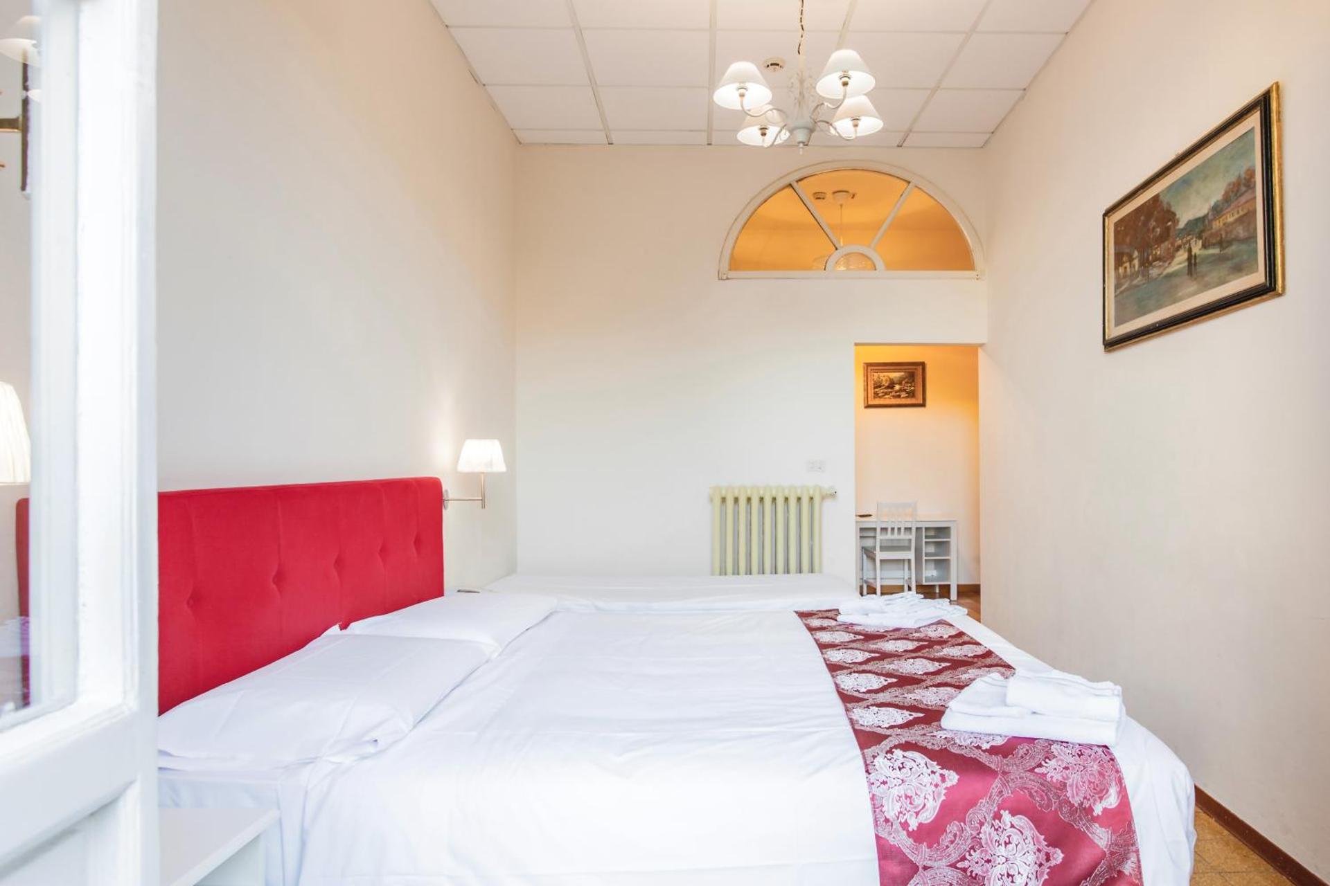 Hotel St. James - Photo 58