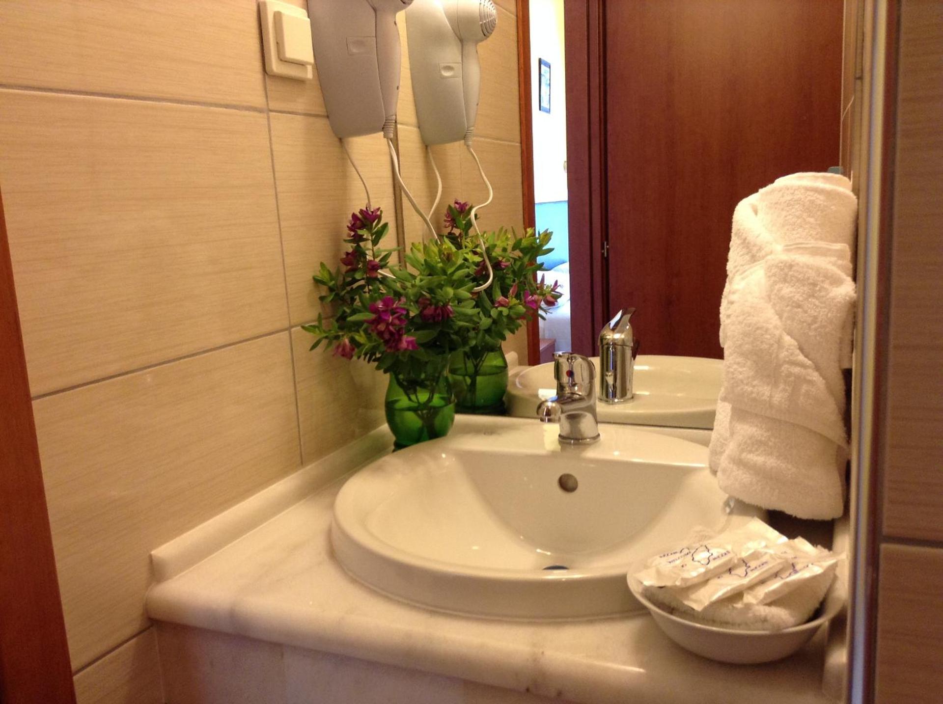 Arte Annapolis Inn - Photo 4