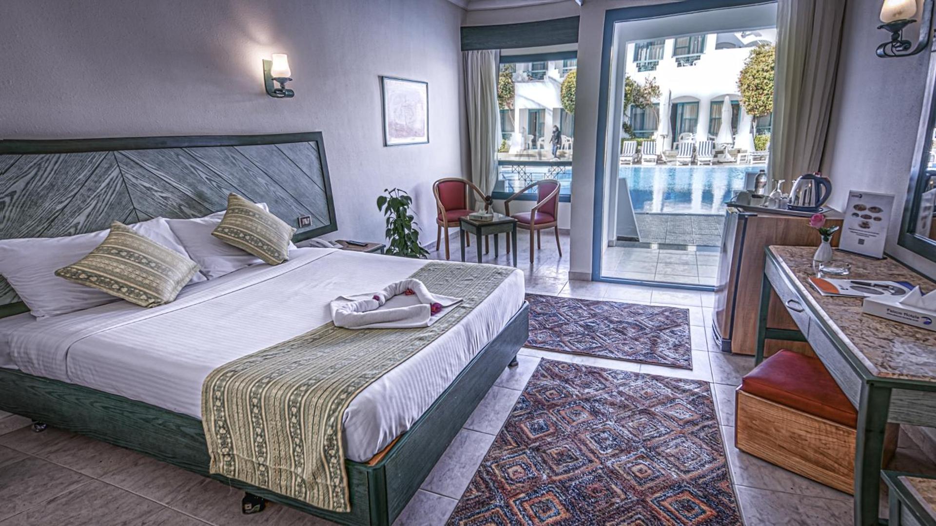 Falcon Hills Hotel - Photo 39