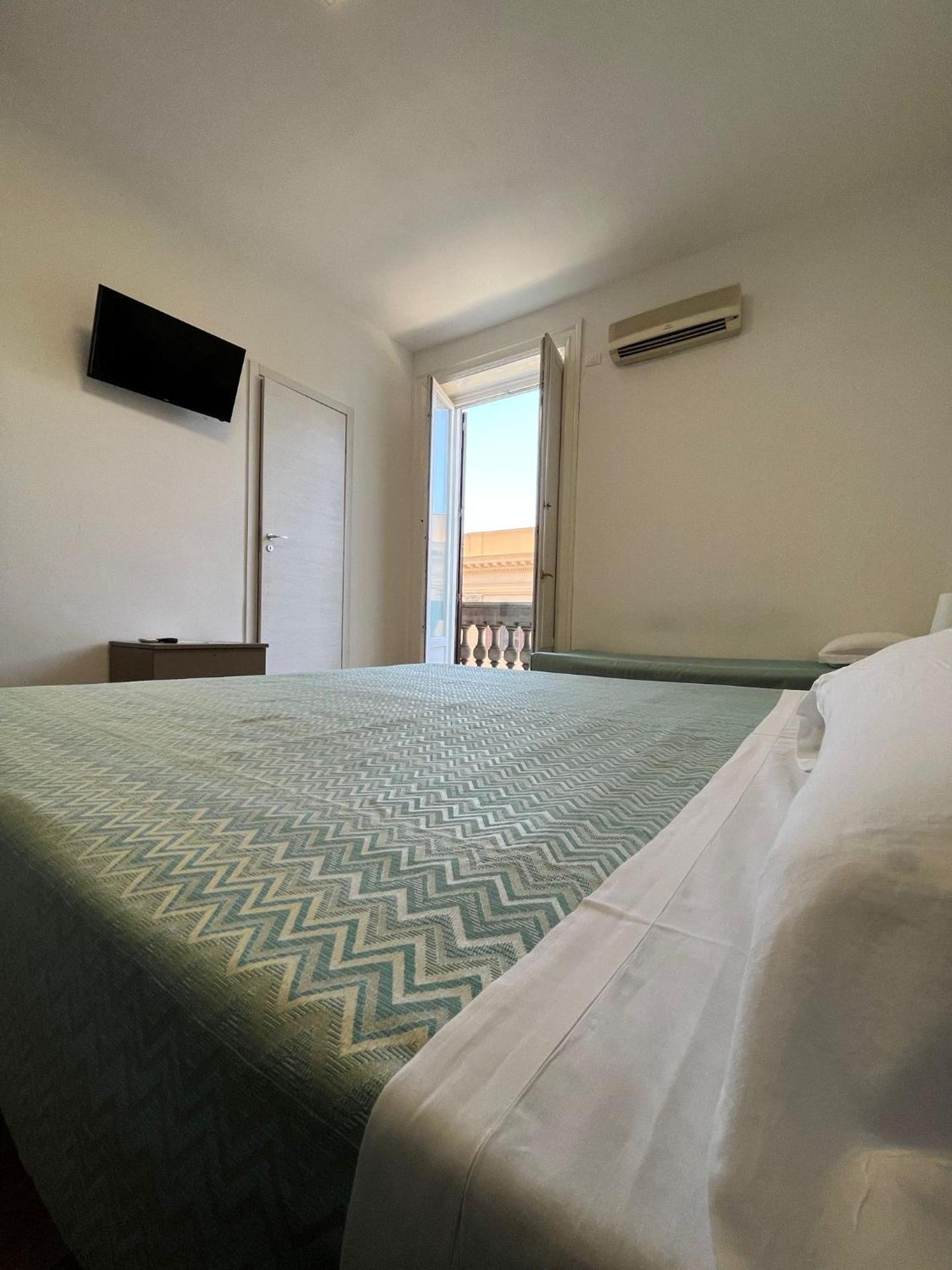 38 Aira Hotels - Photo 51
