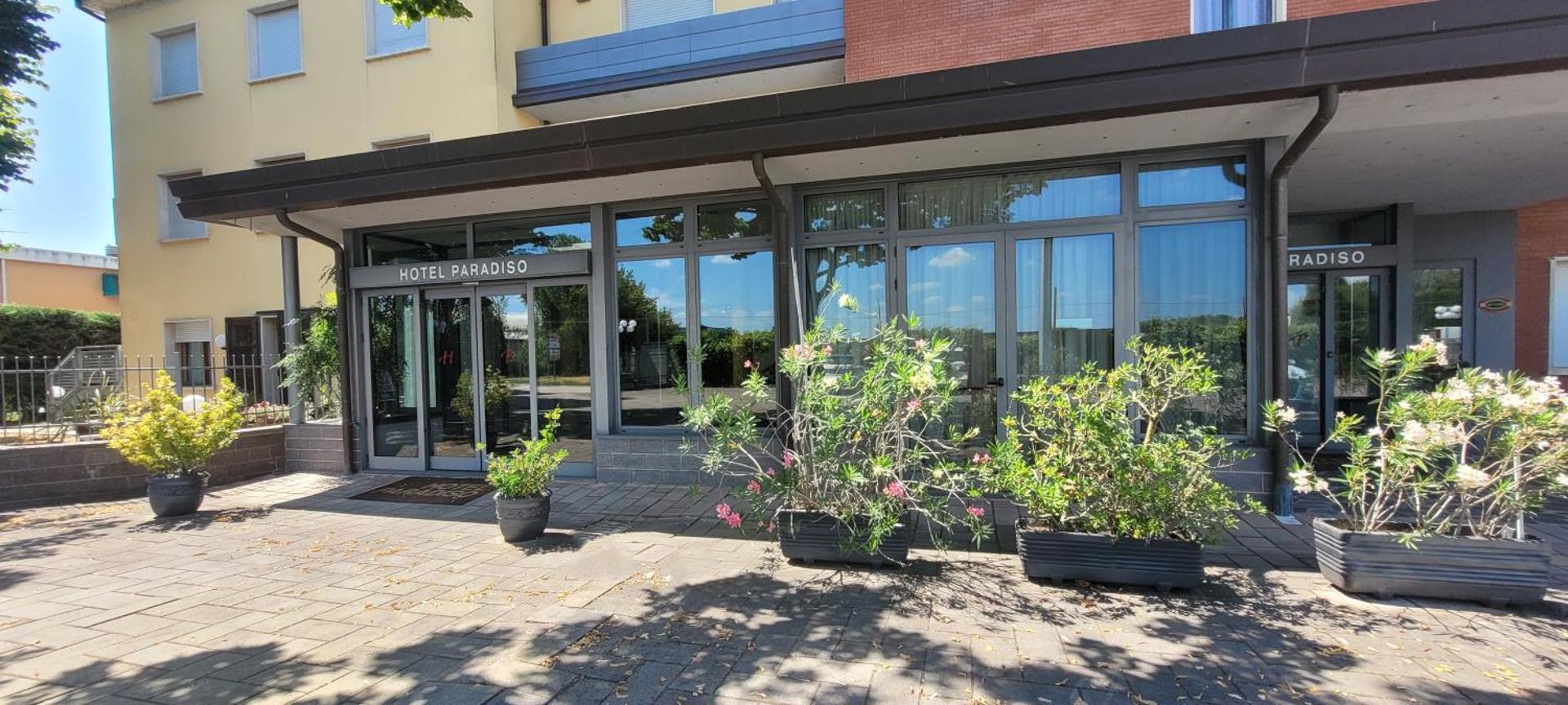 HOTEL PARADISO - Photo 83