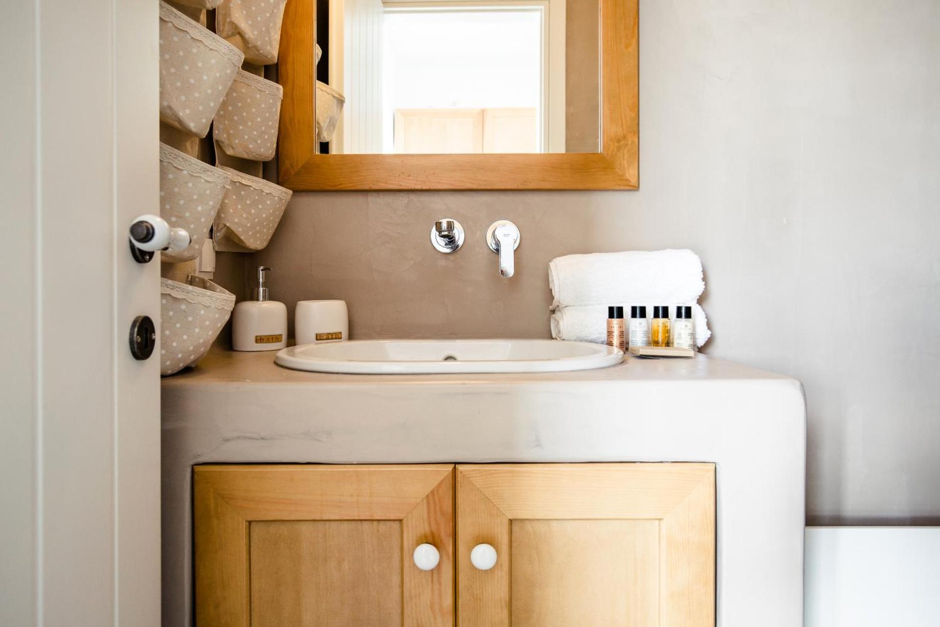 Fos Suites - Photo 82