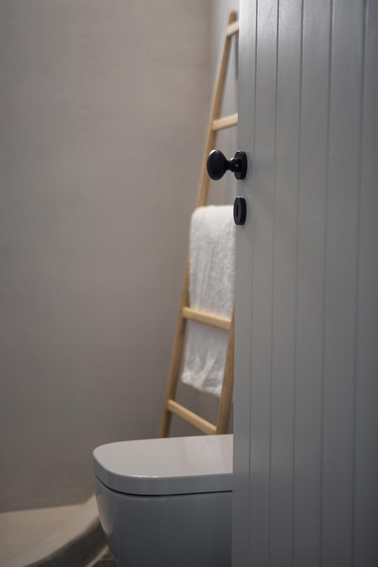 Fos Suites - Photo 96