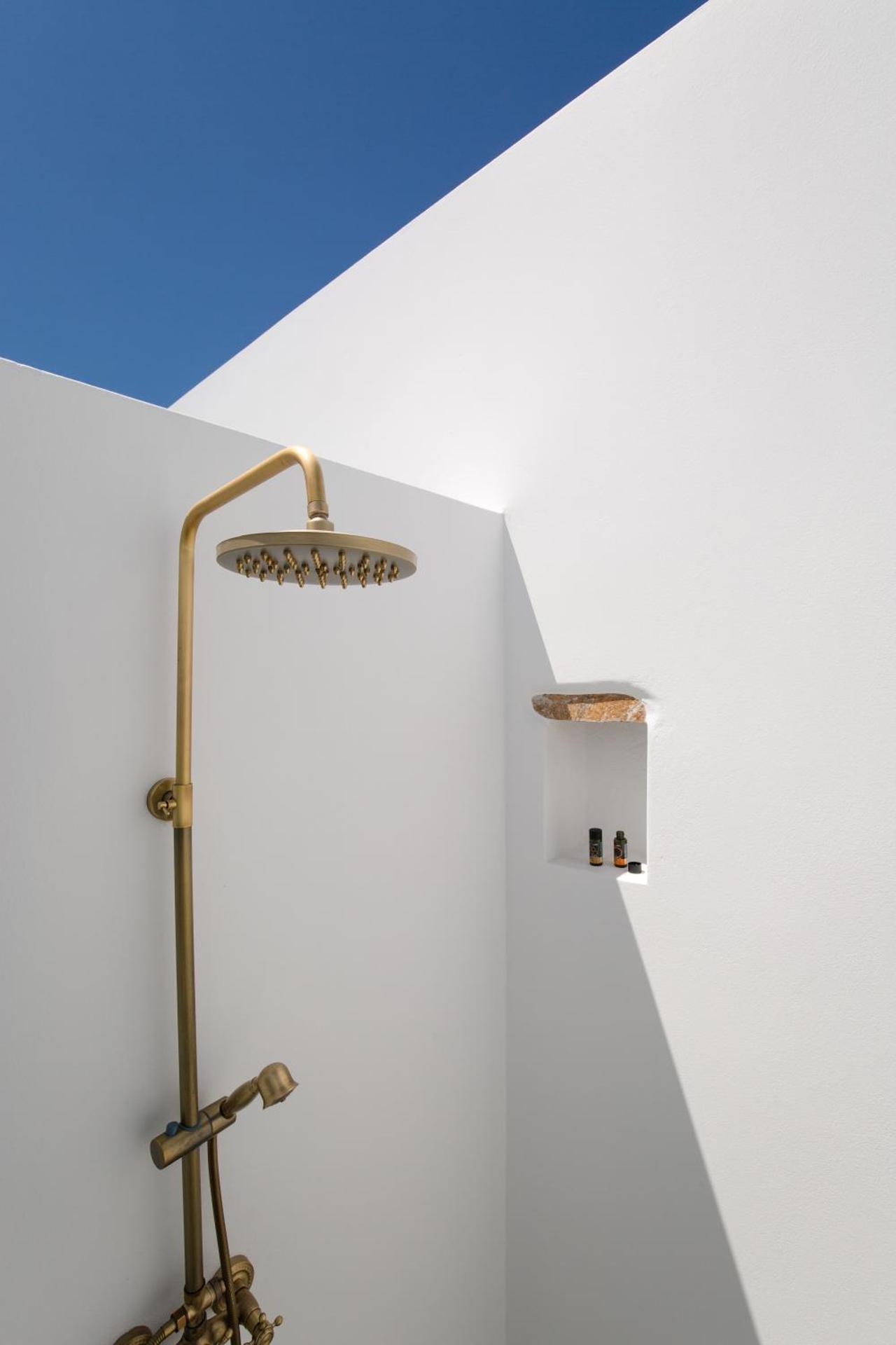 Fos Suites - Photo 98