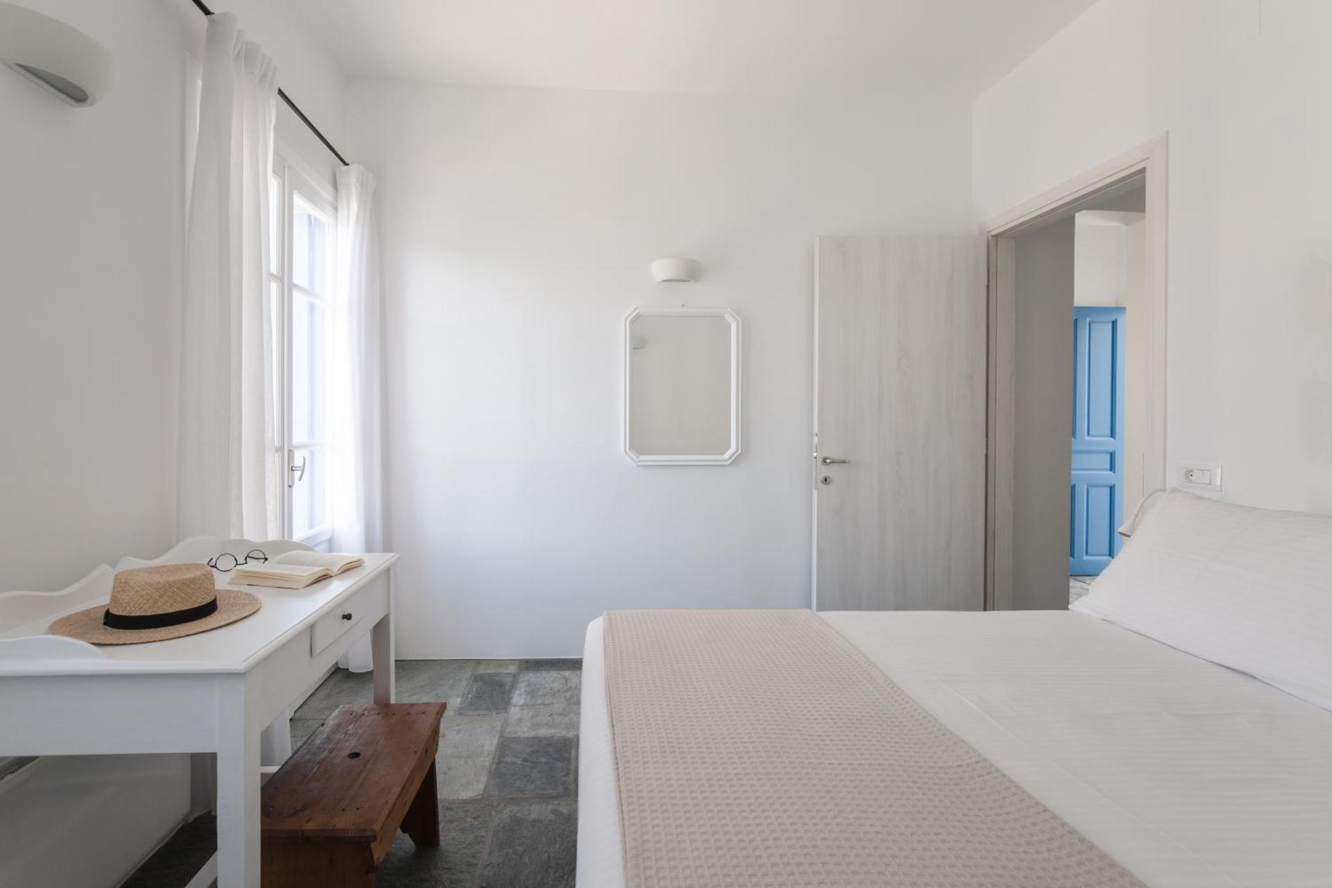 Fos Suites - Photo 23