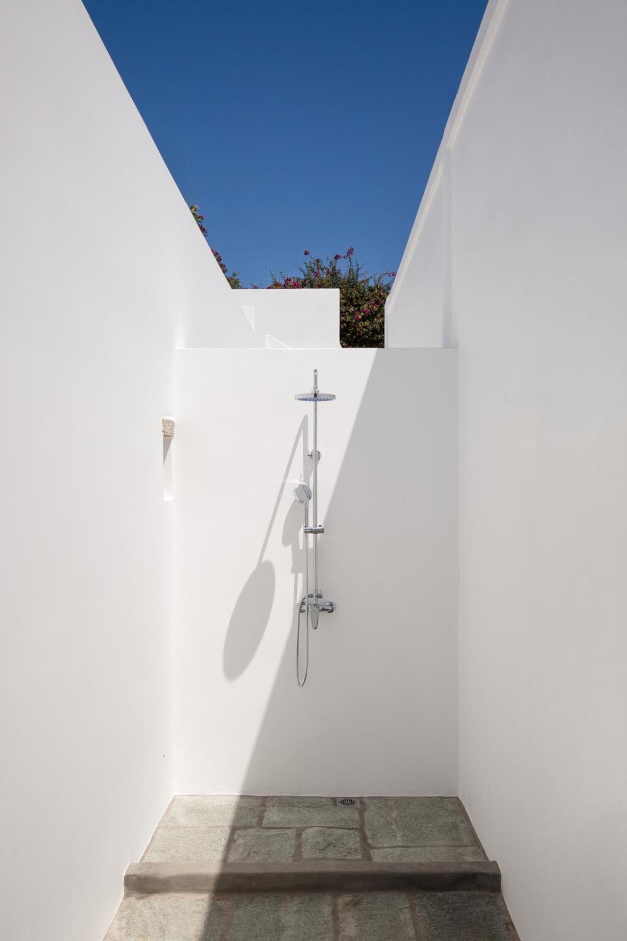 Fos Suites - Photo 9