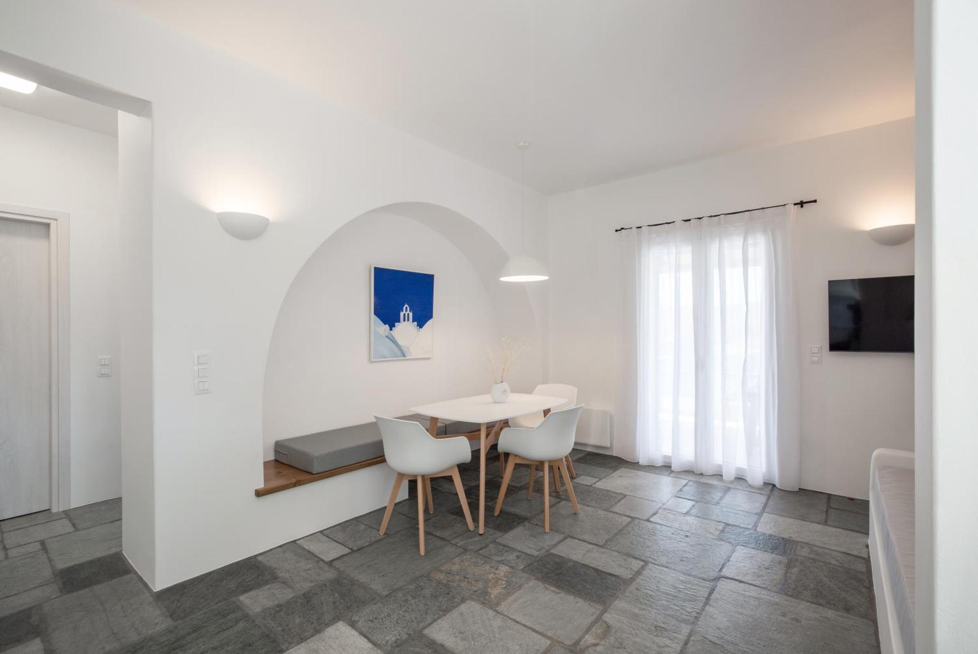 Fos Suites - Photo 13