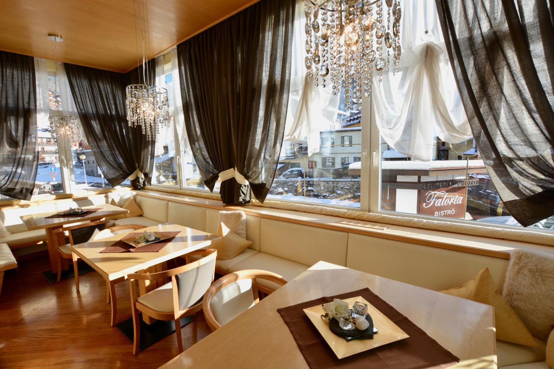 Hotel Faloria - Photo 19