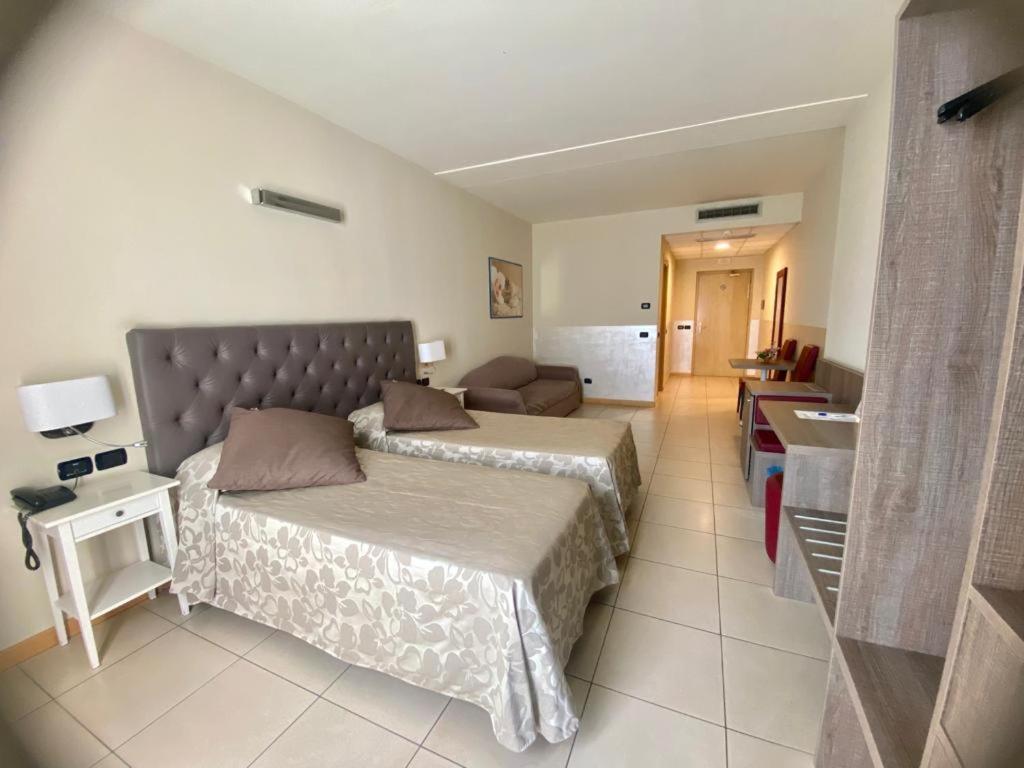 Hotel Lovere Resort & Spa - Photo 16