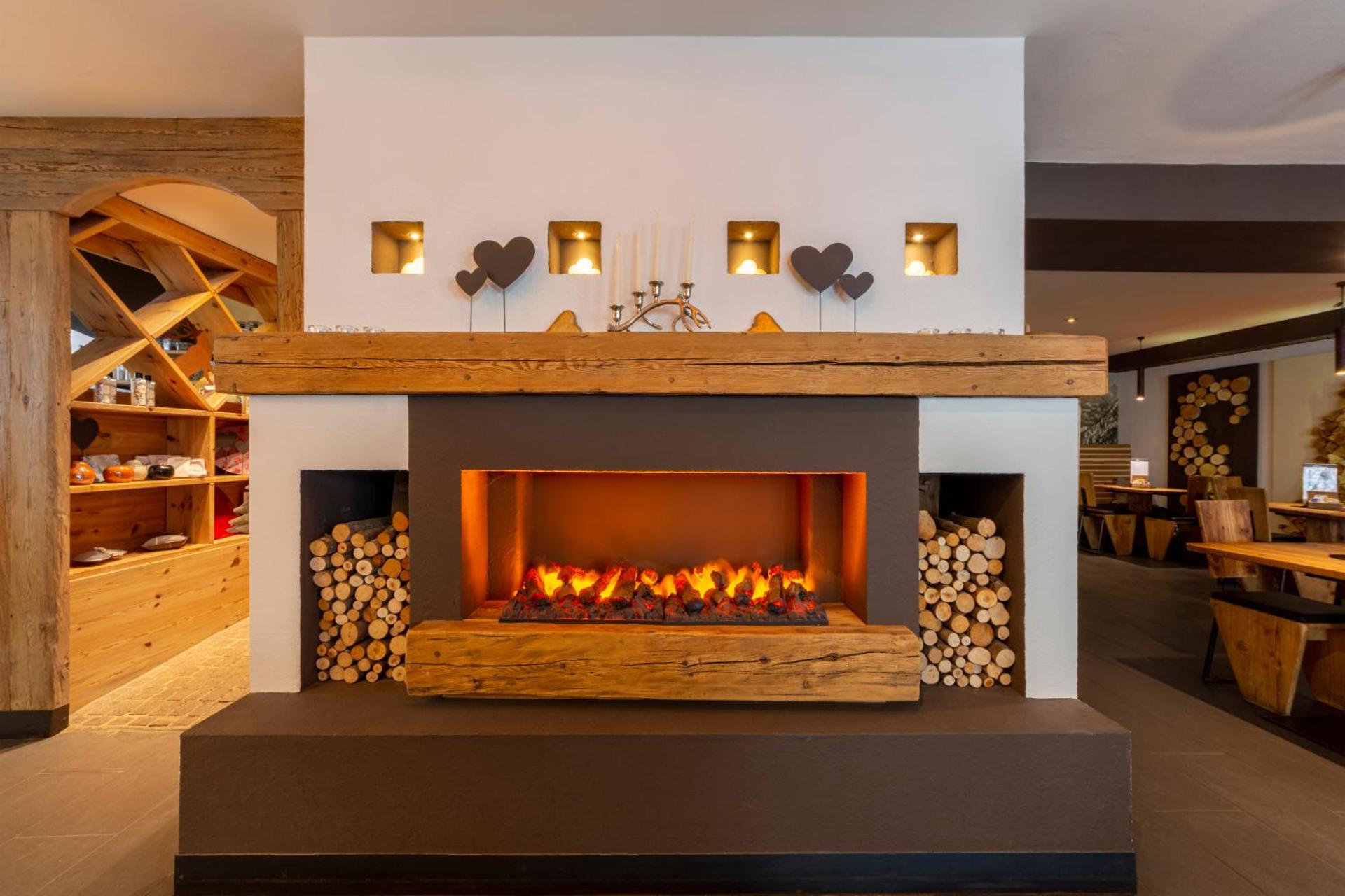 Hotel Faloria - Photo 8