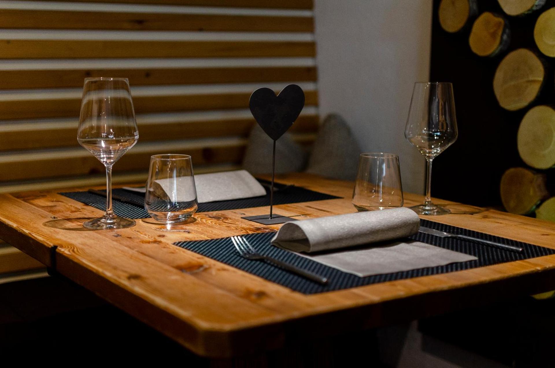 Hotel Faloria - Photo 9