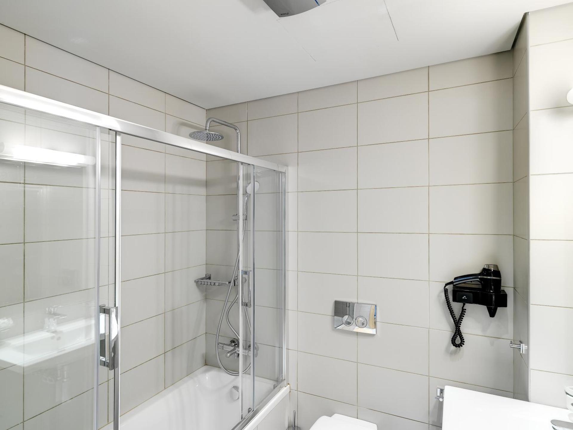 Phidias Piraeus Hotel - Photo 43