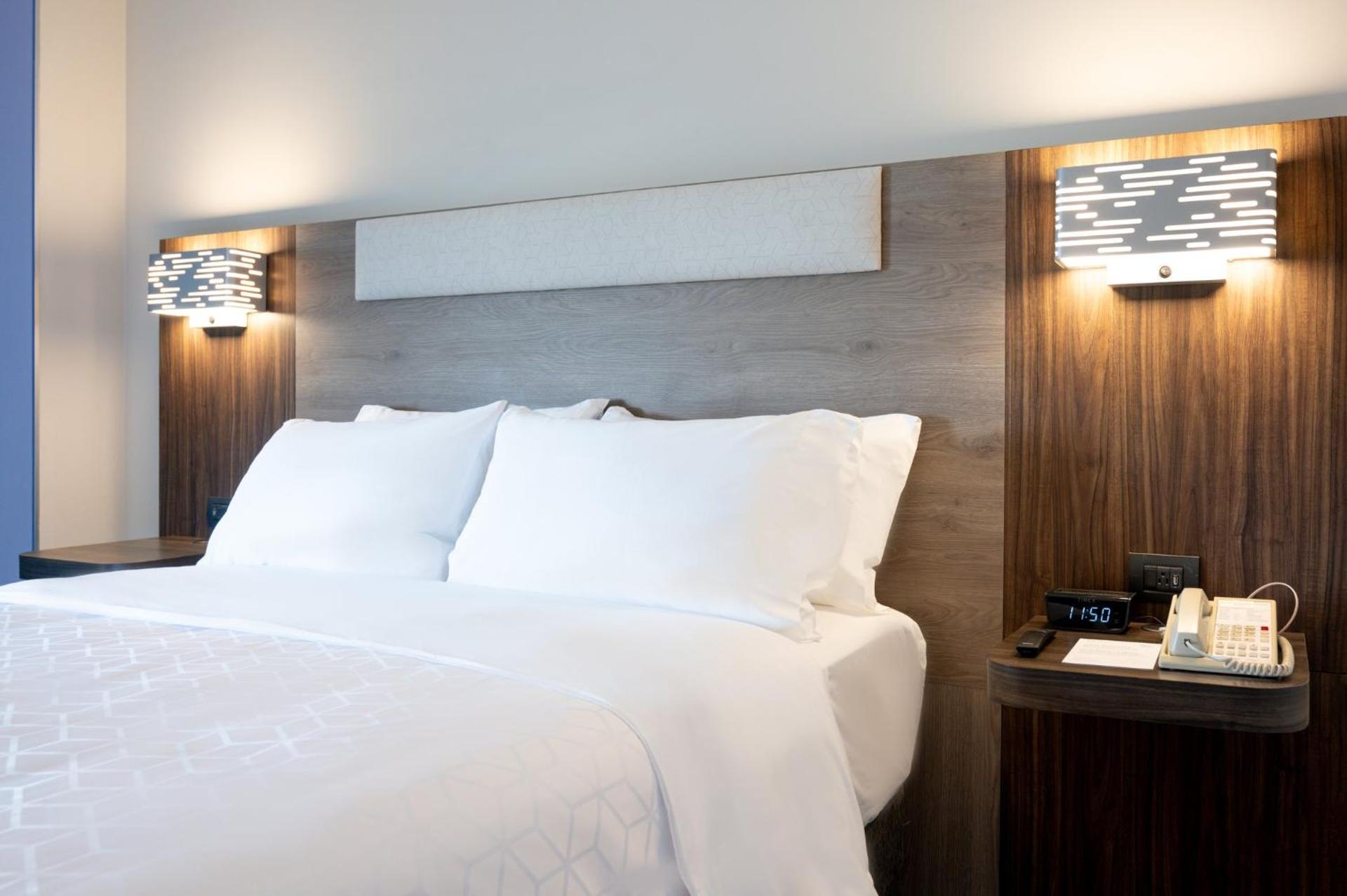 Holiday Inn Express Mexico City Satelite by IHG - Photo 9