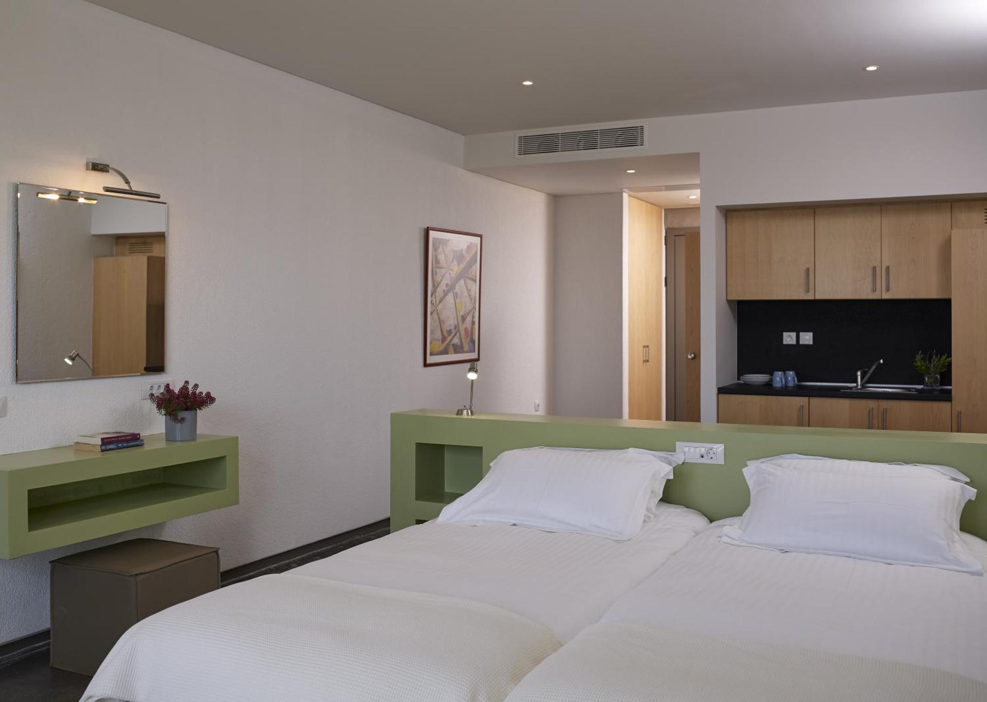 Leivatho Hotel - Photo 68