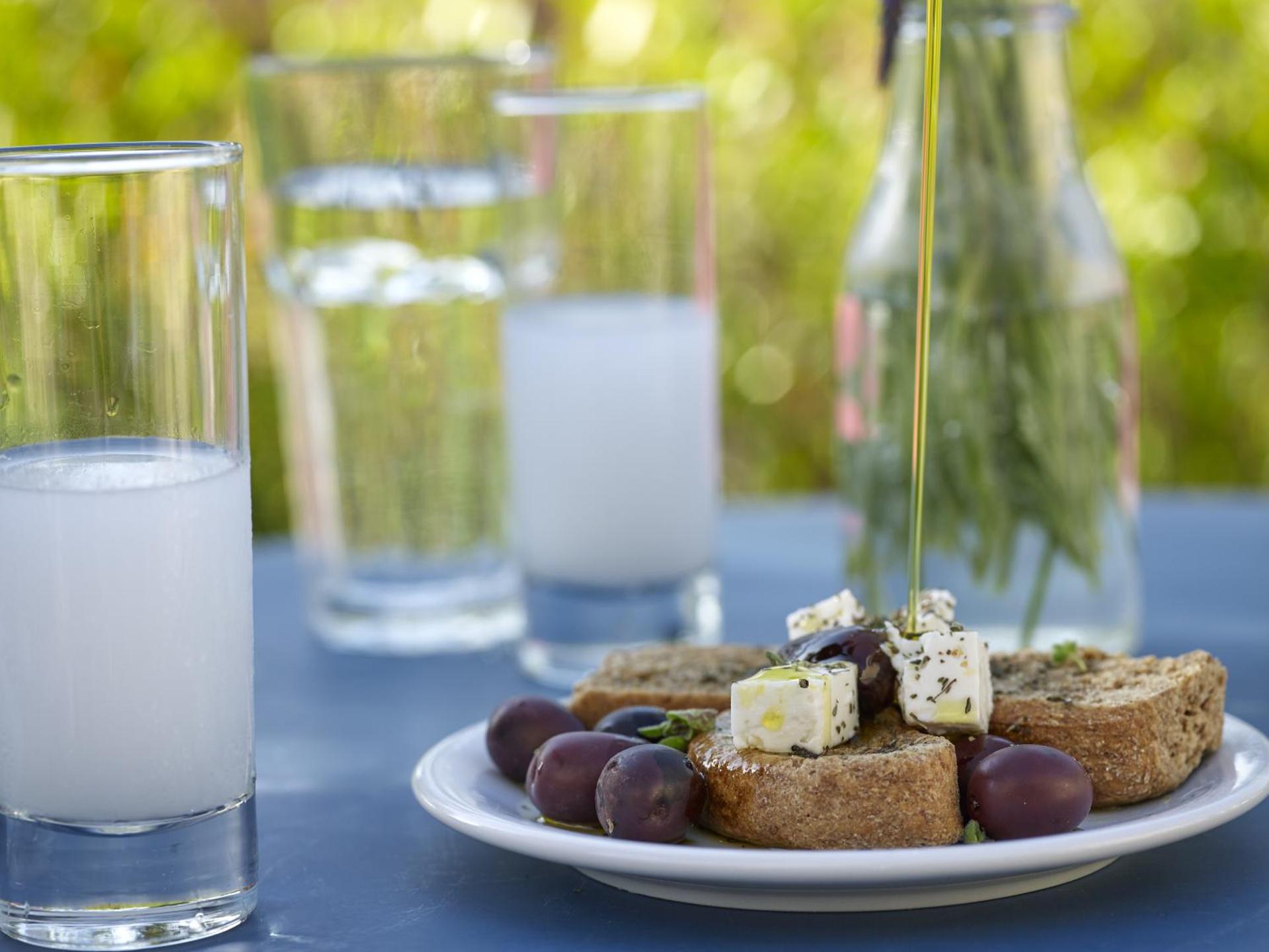 Leivatho Hotel - Photo 30