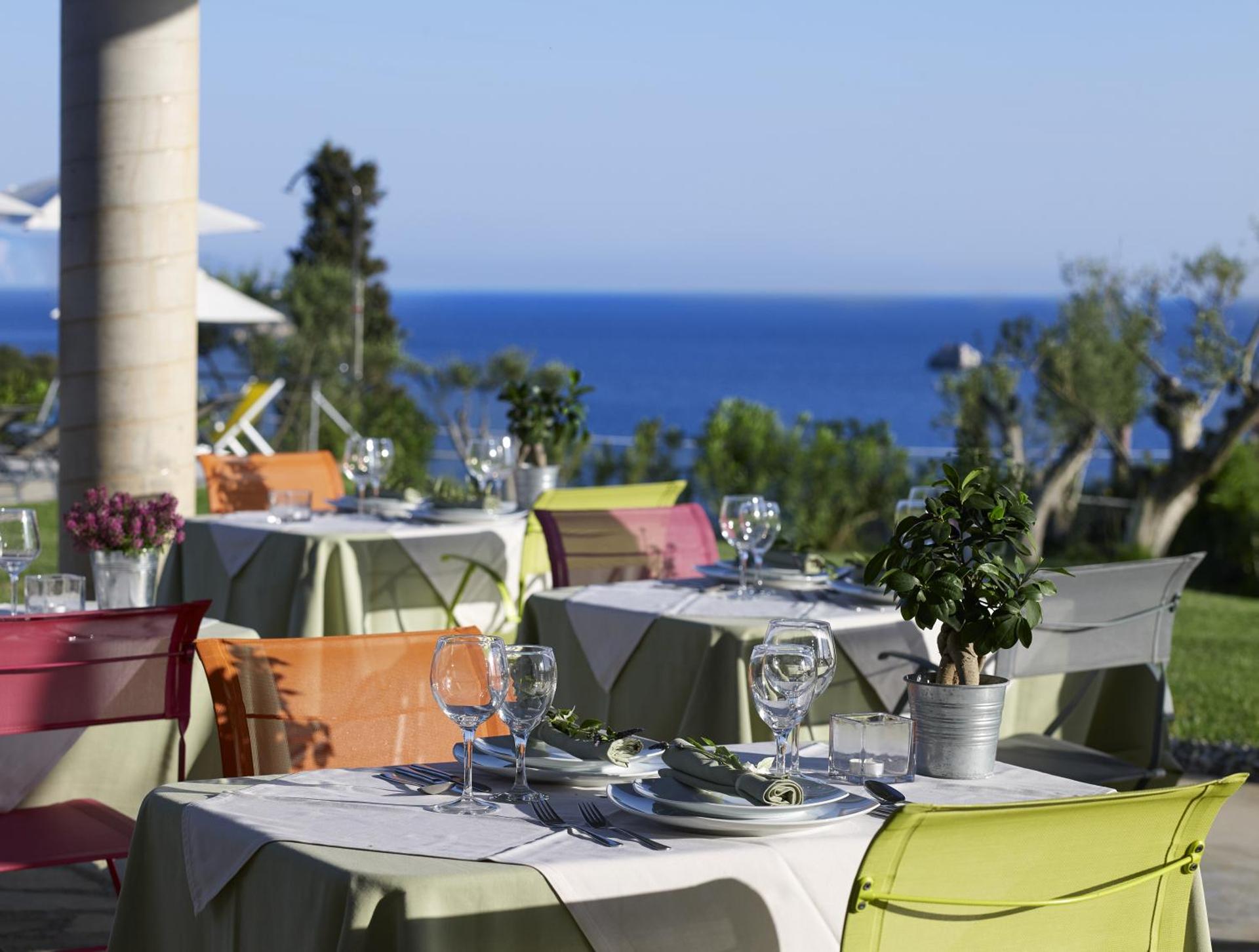 Leivatho Hotel - Photo 61