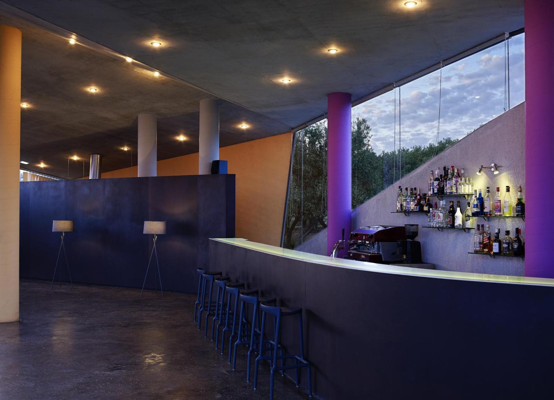 Leivatho Hotel - Photo 20