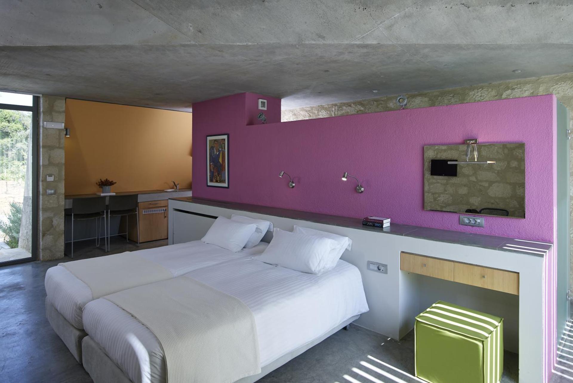 Leivatho Hotel - Photo 19