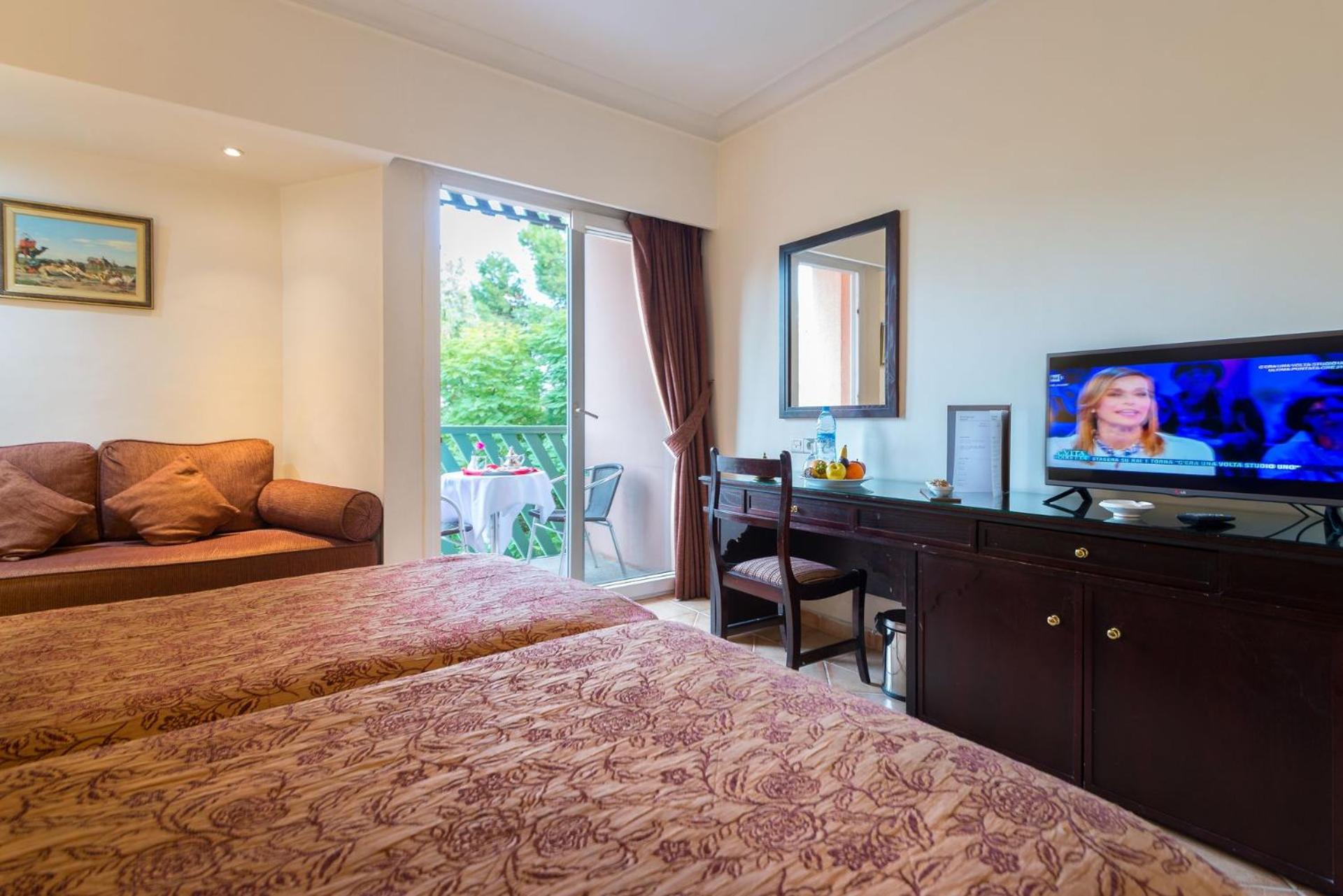 Kennedy Hospitality Resort - Photo 47