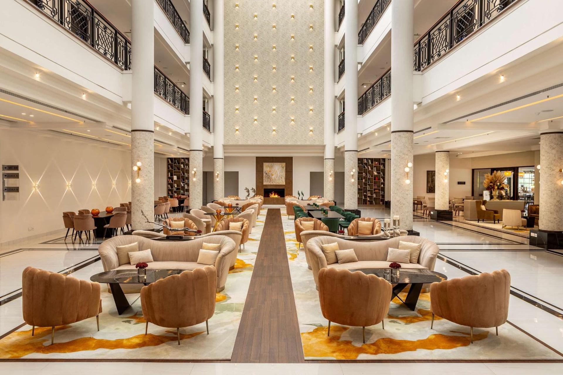 Hilton Nicosia - Photo 21