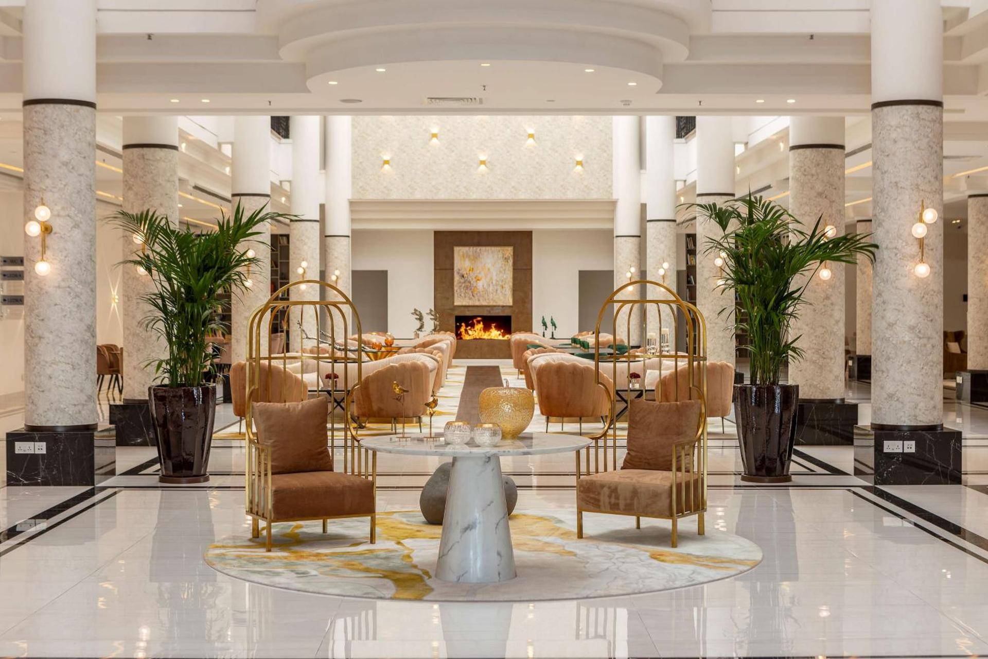 Hilton Nicosia - Photo 22
