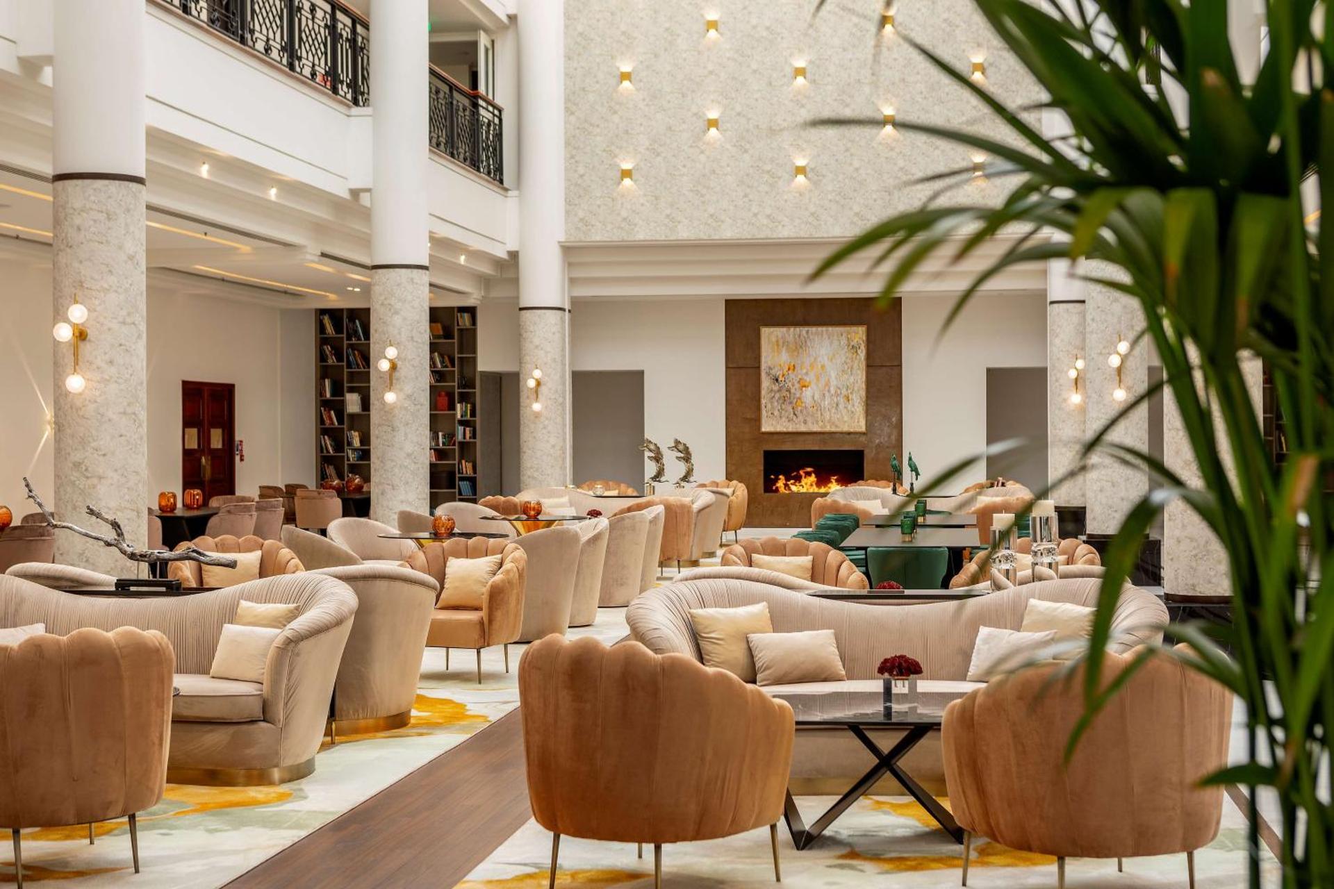 Hilton Nicosia - Photo 23