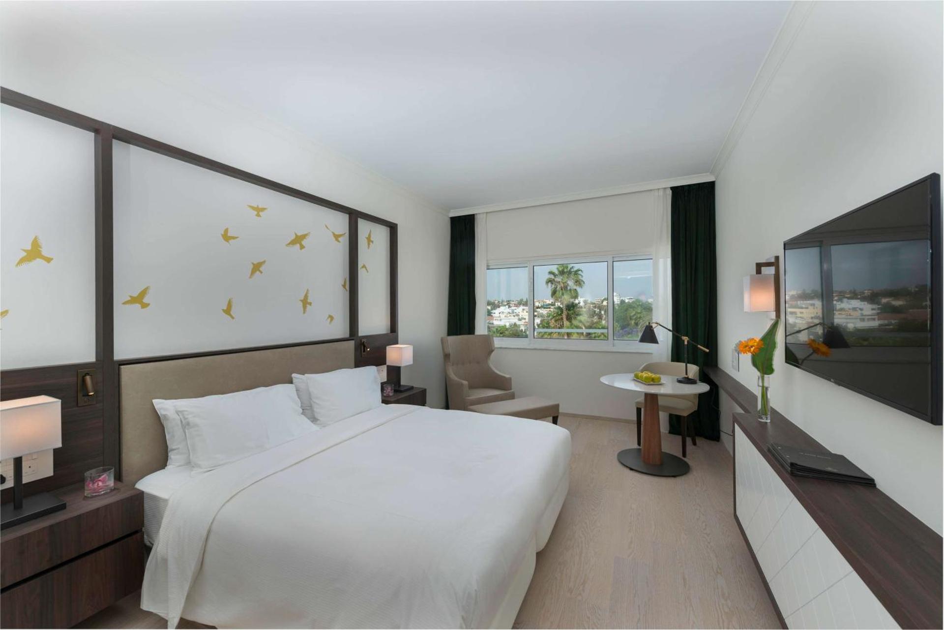 Hilton Nicosia - Photo 3