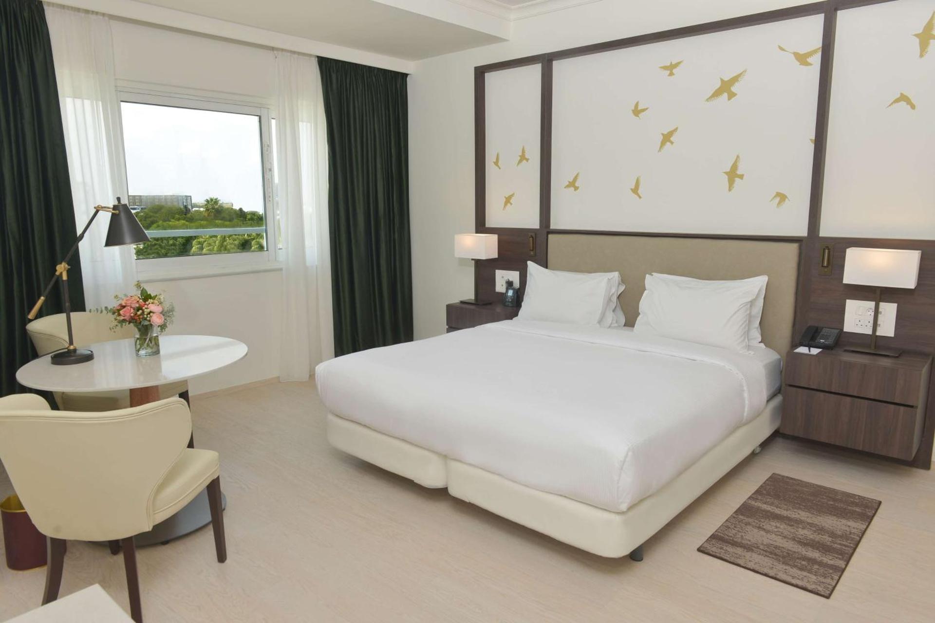 Hilton Nicosia - Photo 40