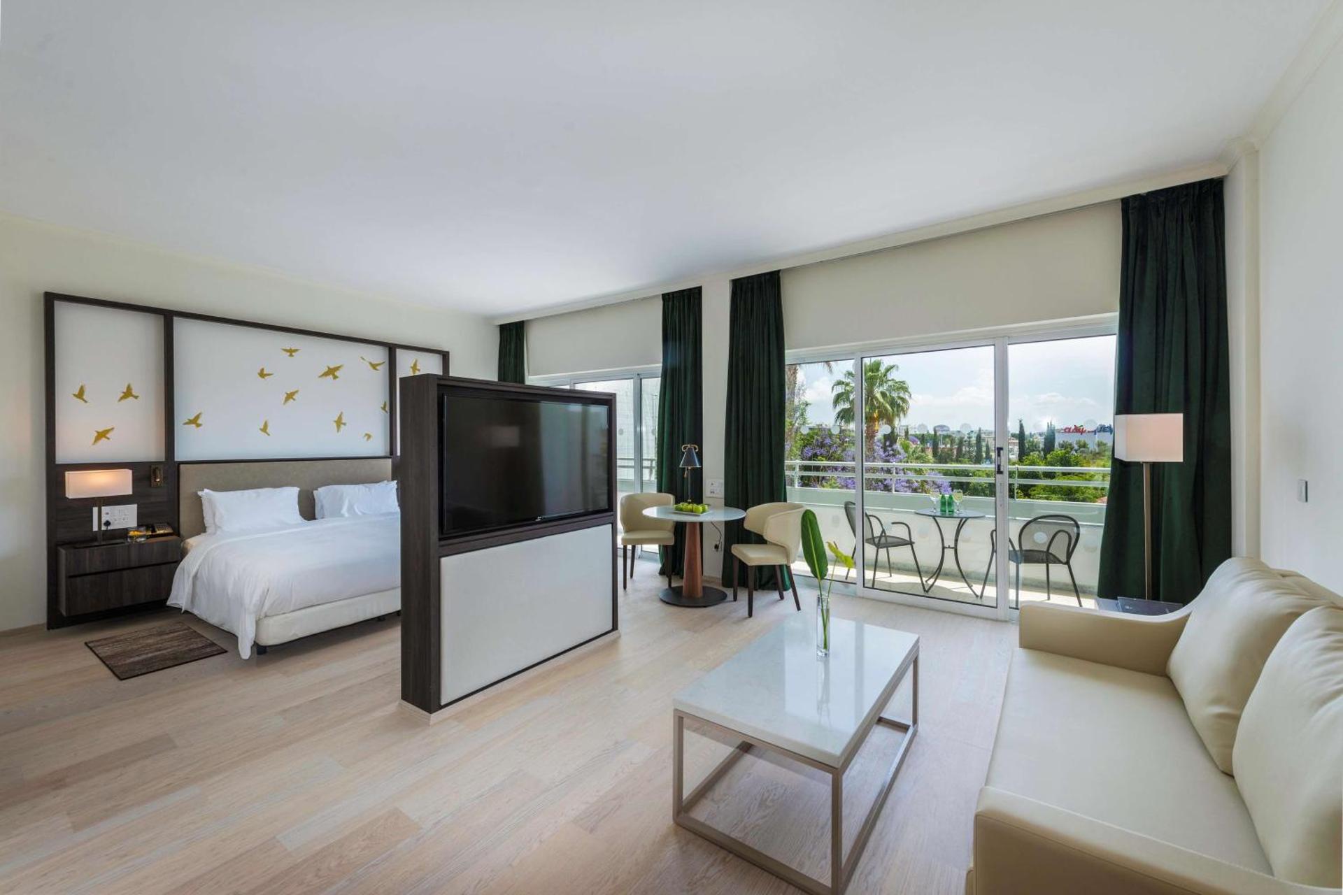 Hilton Nicosia - Photo 14