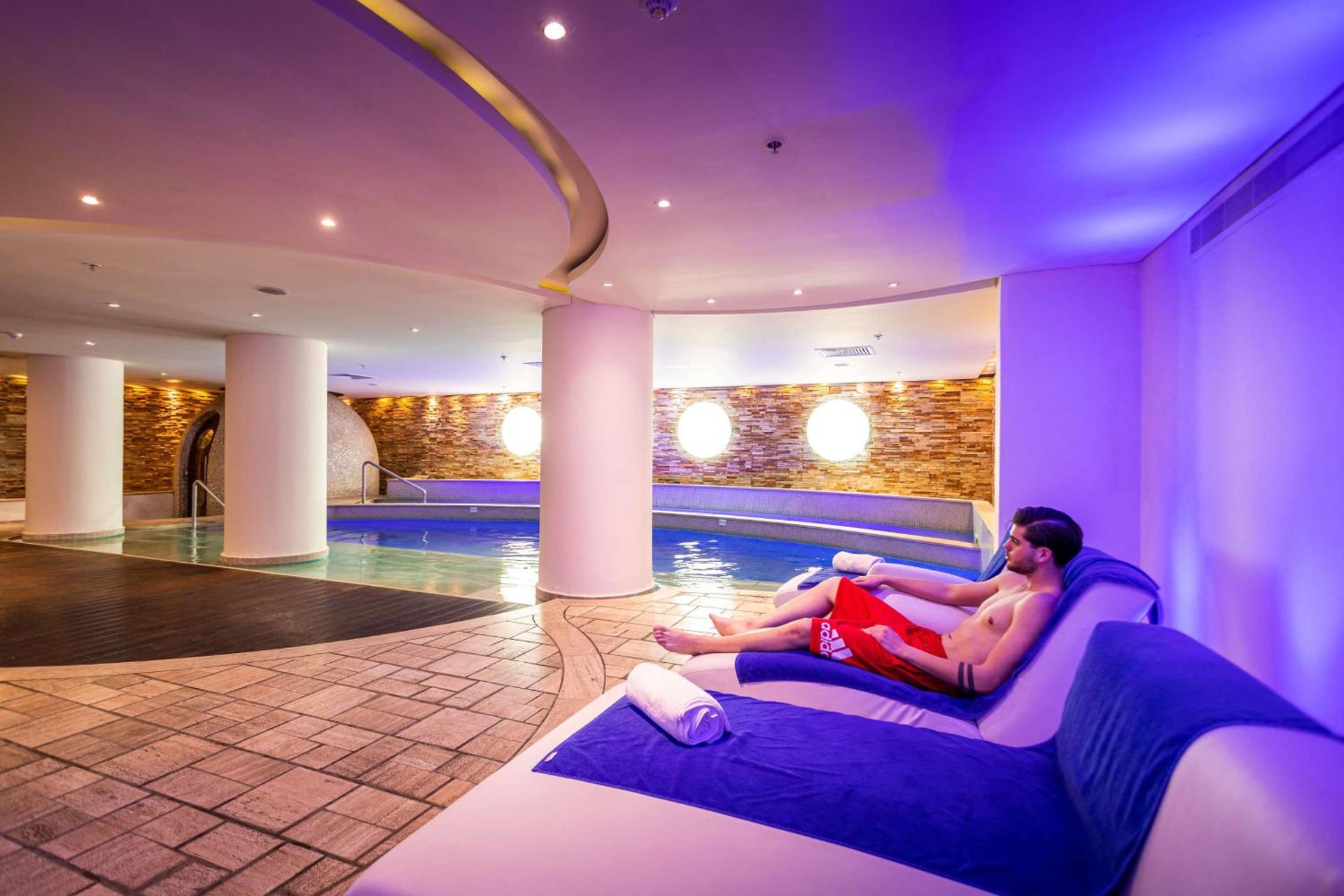 Hilton Nicosia - Photo 60