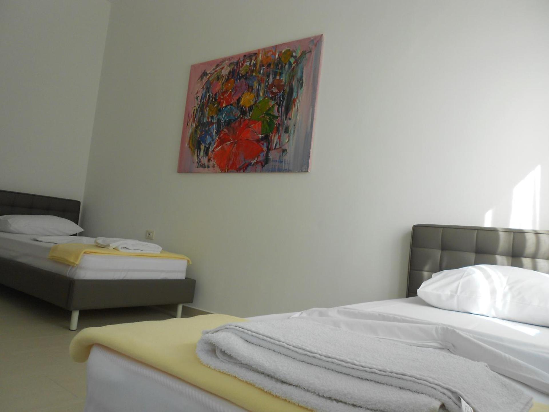 Bougainville Bay Apartments - Photo 81