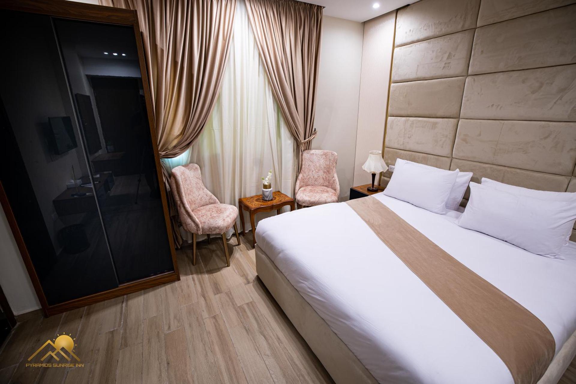 Pyramids sunrise inn - Photo 200