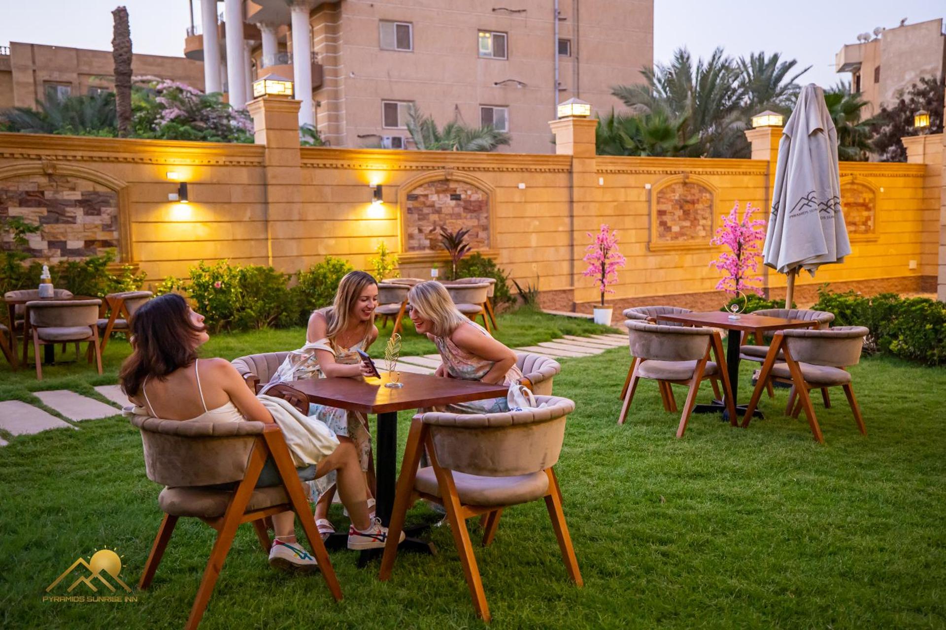 Pyramids sunrise inn - Photo 163