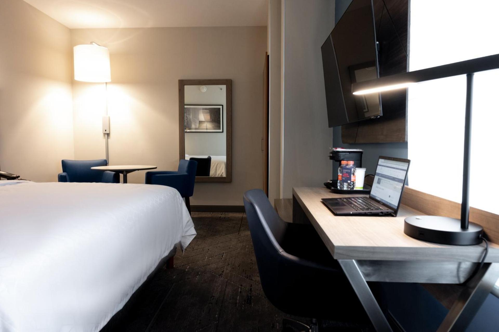 Holiday Inn Express Mexico City Satelite by IHG - Photo 32