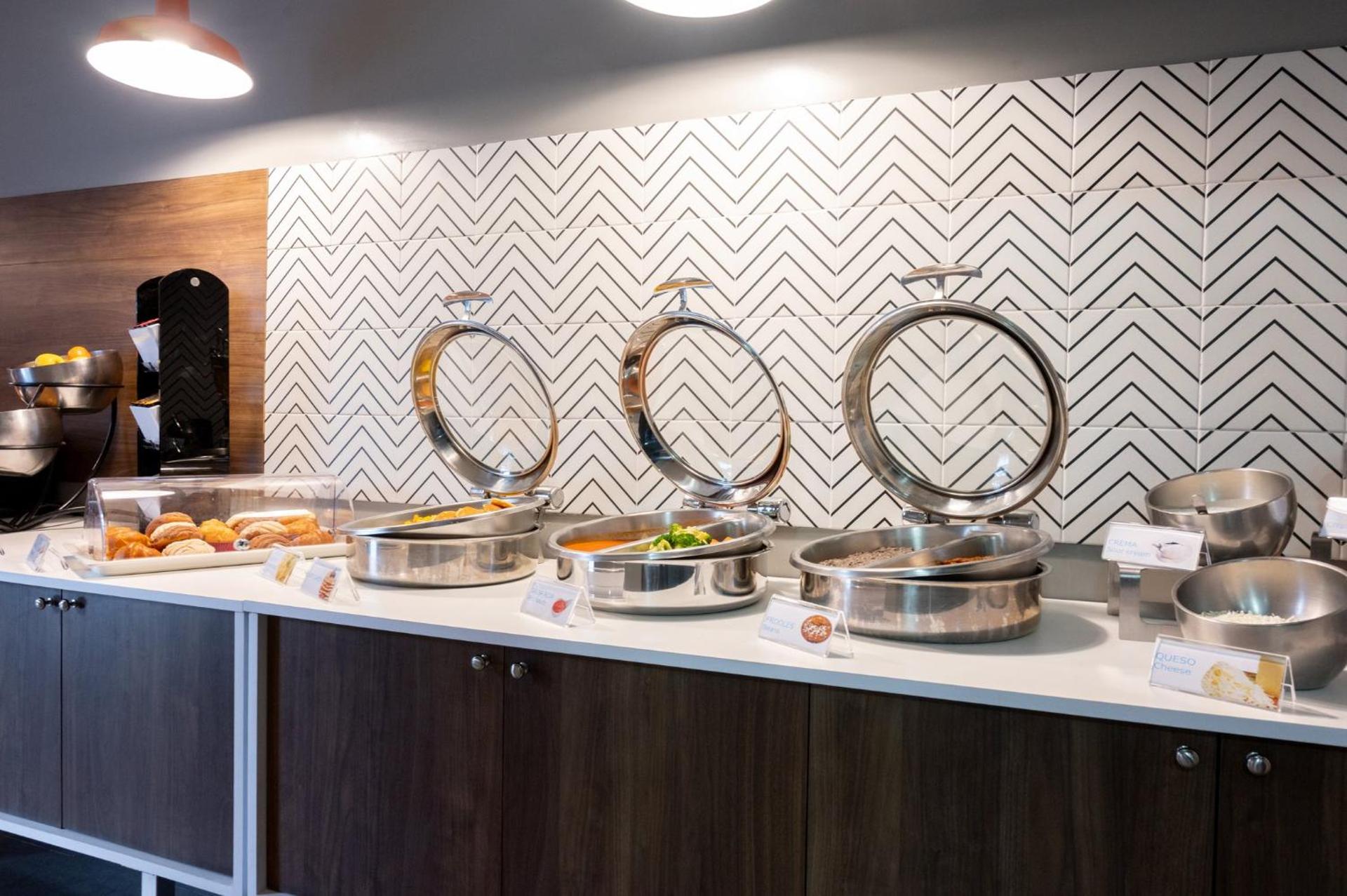Holiday Inn Express Mexico City Satelite by IHG - Photo 69