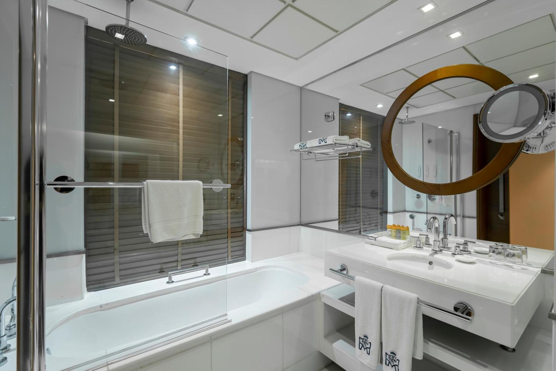 Majestic Premier Hotel Burdubai - Photo 17