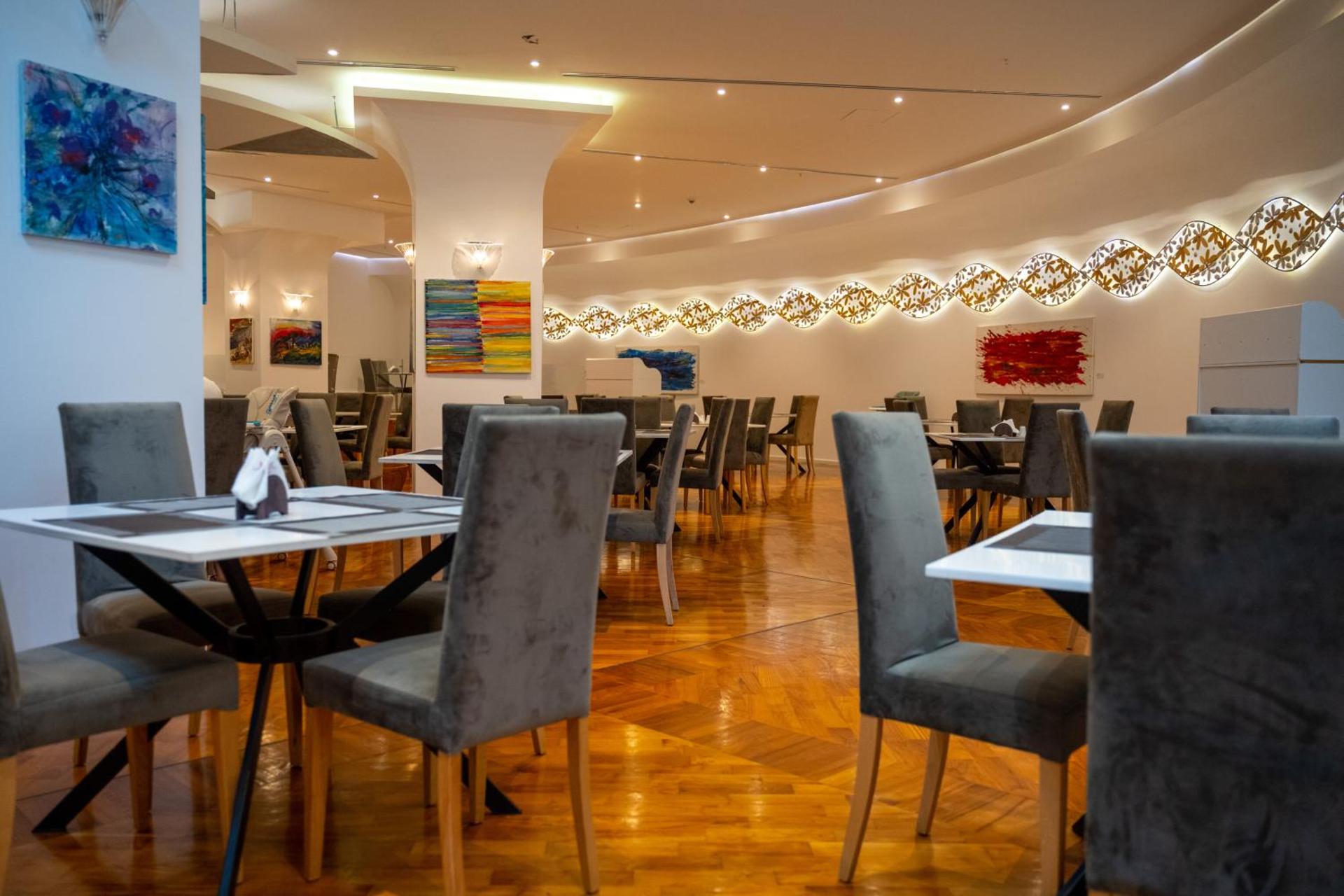 Bougainville Bay Apartments - Photo 143