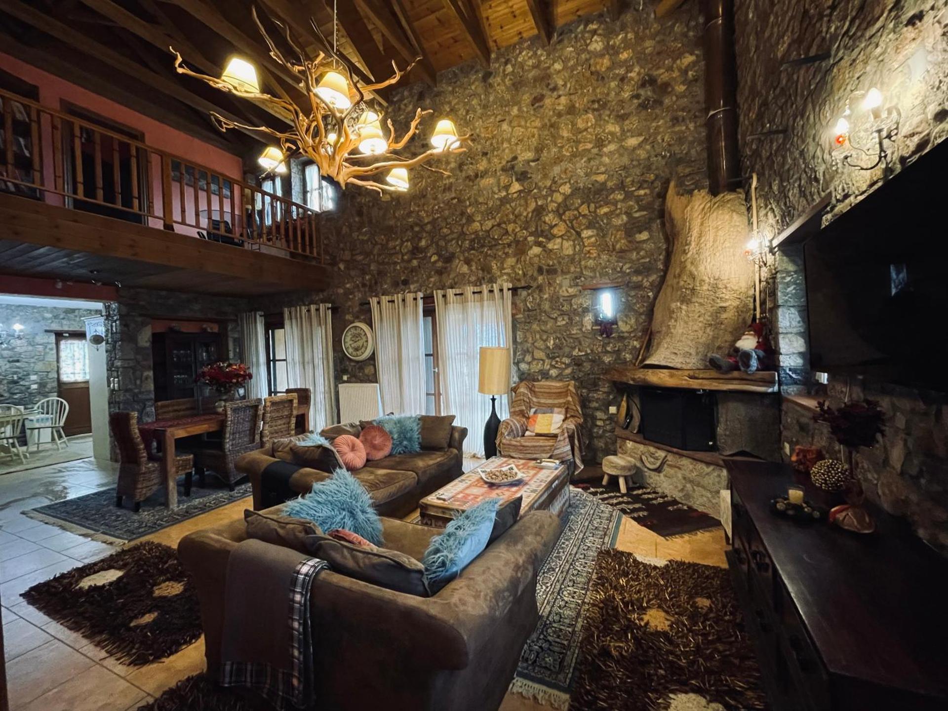 Country Stone House ,next to Kalavrita - Photo 3