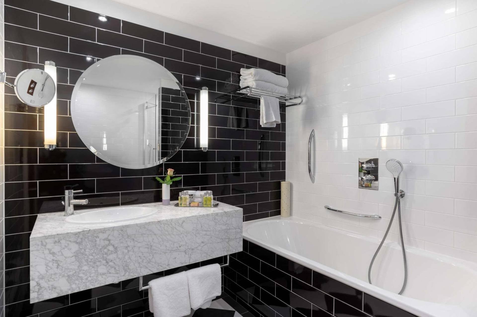 Hilton London Wembley - Photo 11