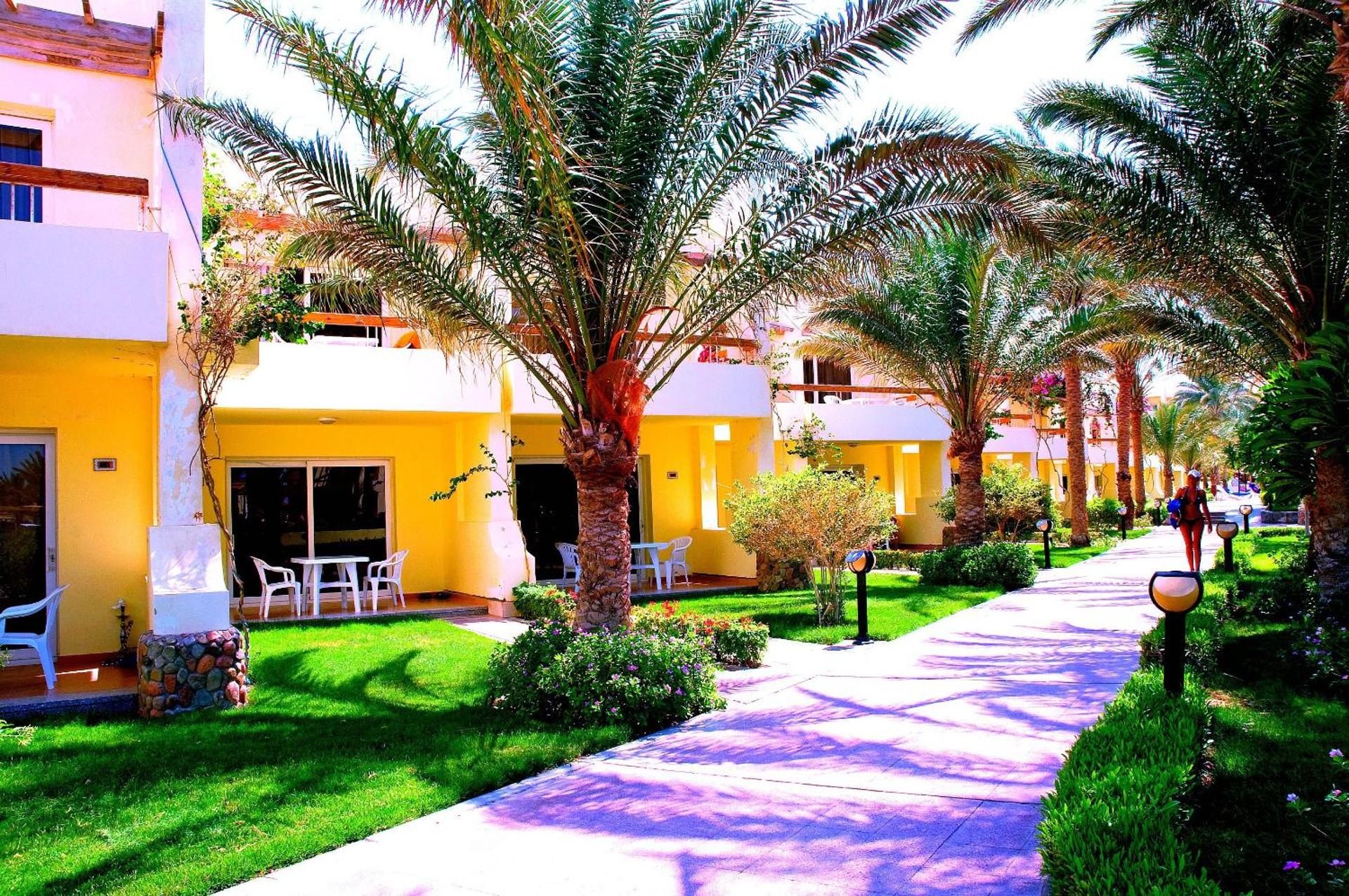 Palm Beach Resort Families and Couples only - Photo 110