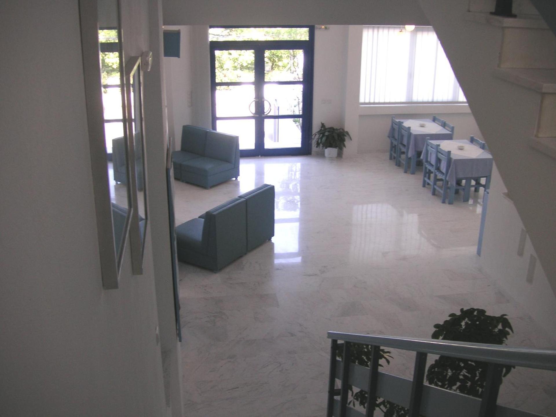 Danae Hotel - Photo 23