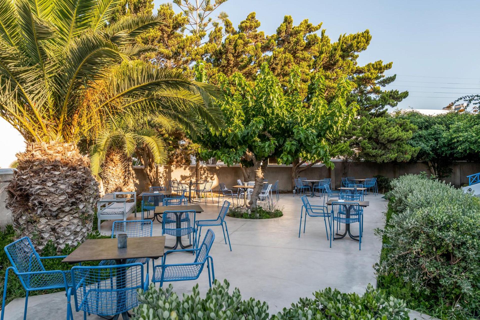 Hippocampus Hotel - Photo 65