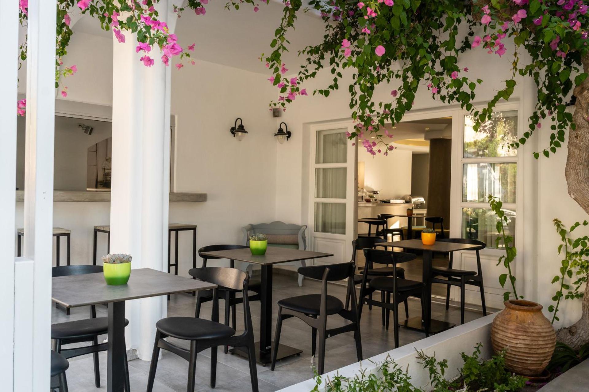 Hippocampus Hotel - Photo 82