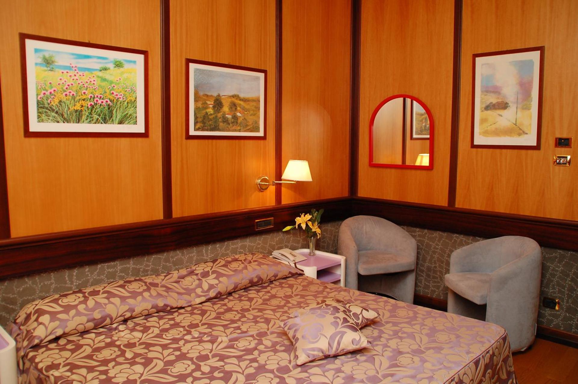 Benny Hotel - Photo 28