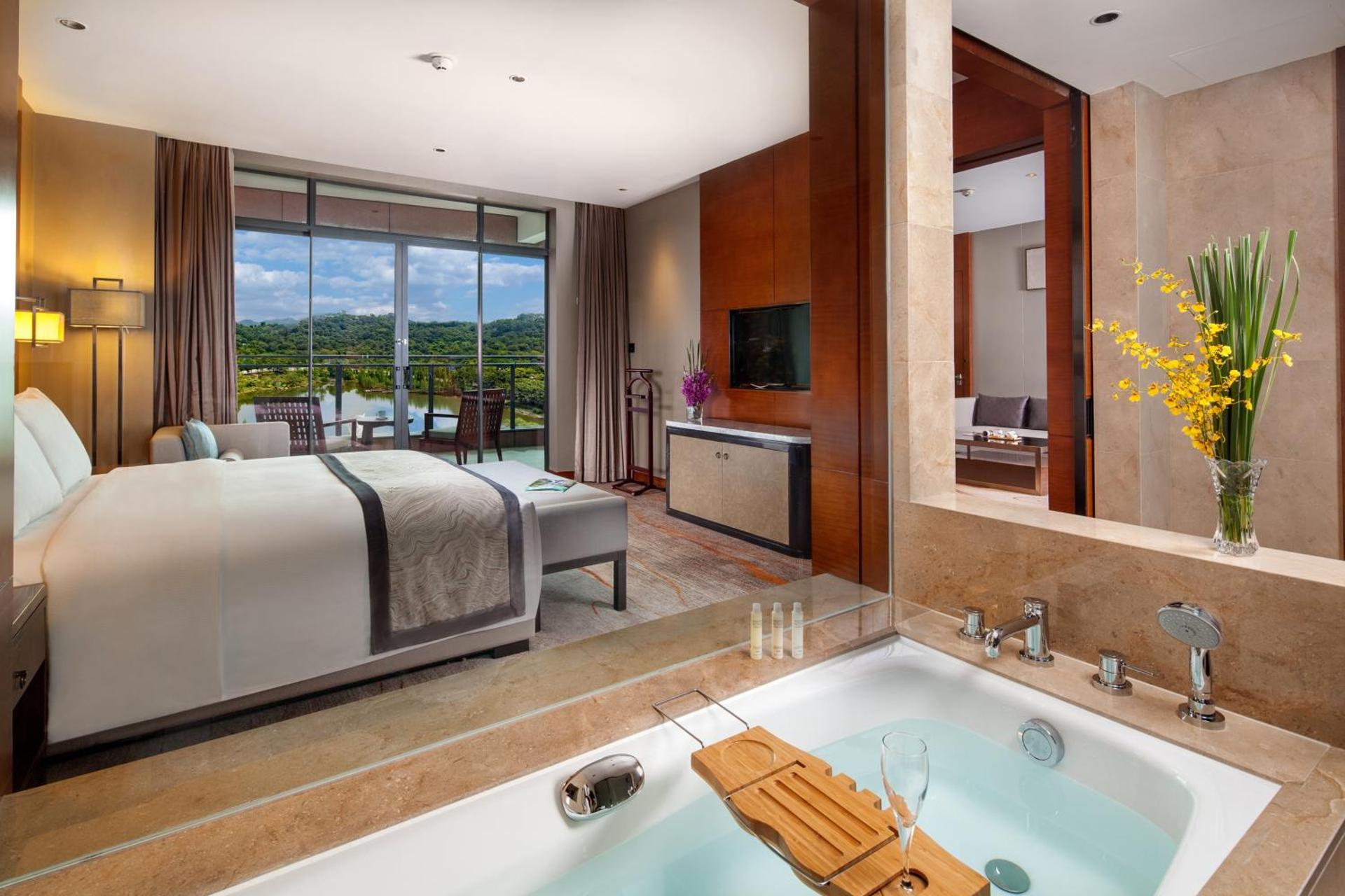 DoubleTree by Hilton Guangzhou Science City - Photo 31